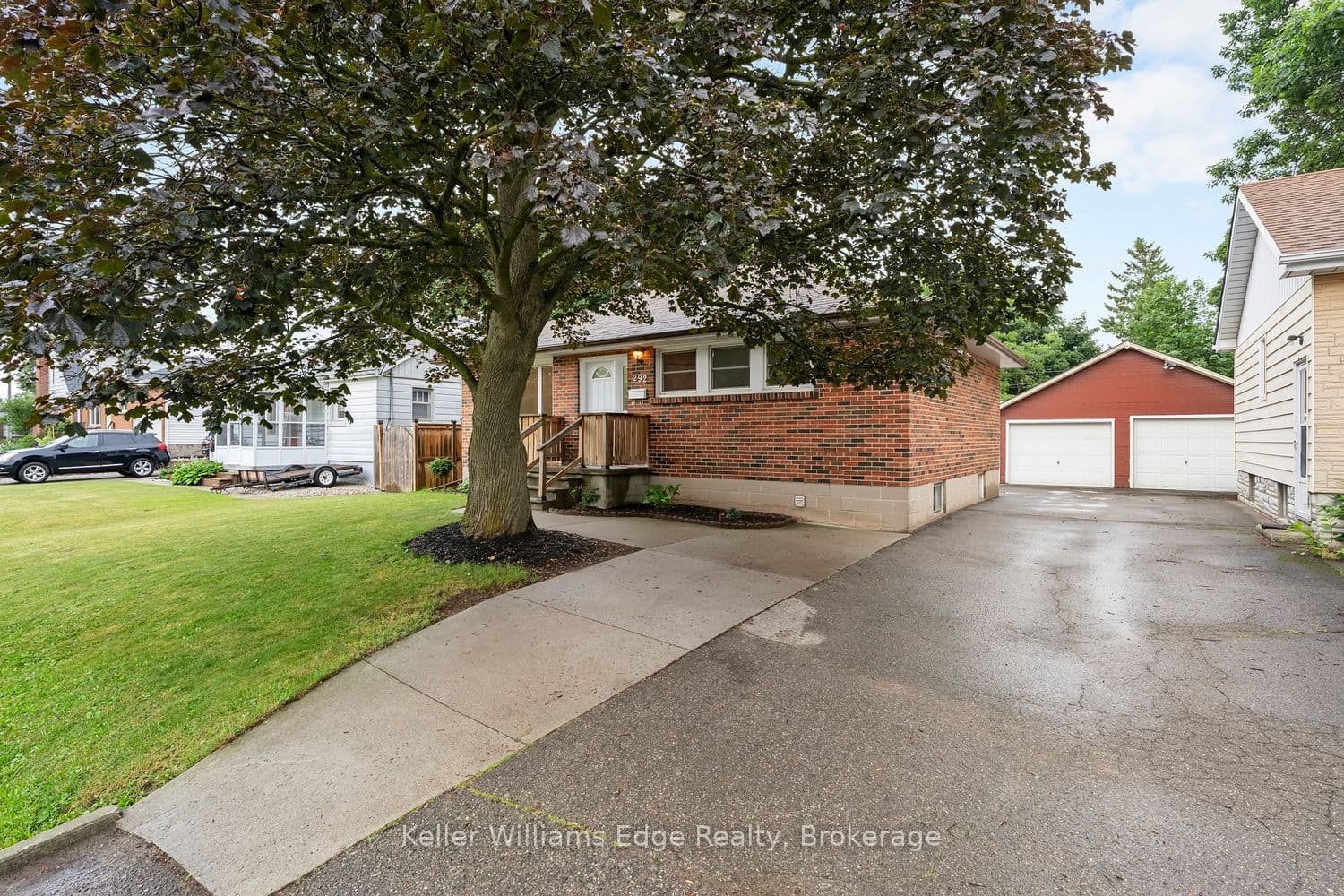 292 Mill Street E, Halton Hills, ON L7J 1J9