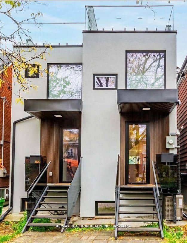 673 Crawford Street, Toronto, ON M6G 3K1