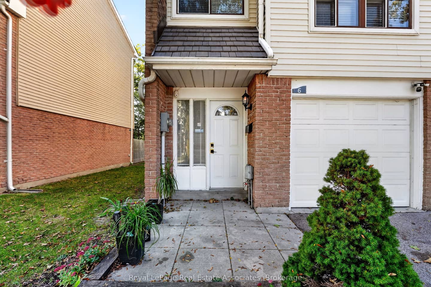 6 Ellerslie Road, Brampton, ON L6T 4C2
