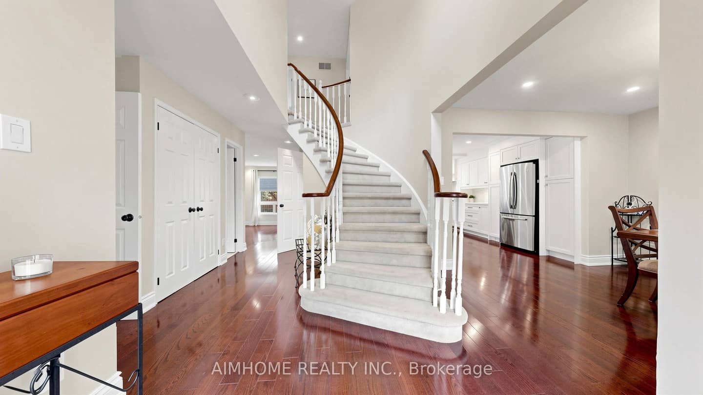 1580 Kettlebrook Lane, Mississauga, ON L5M 3M1
