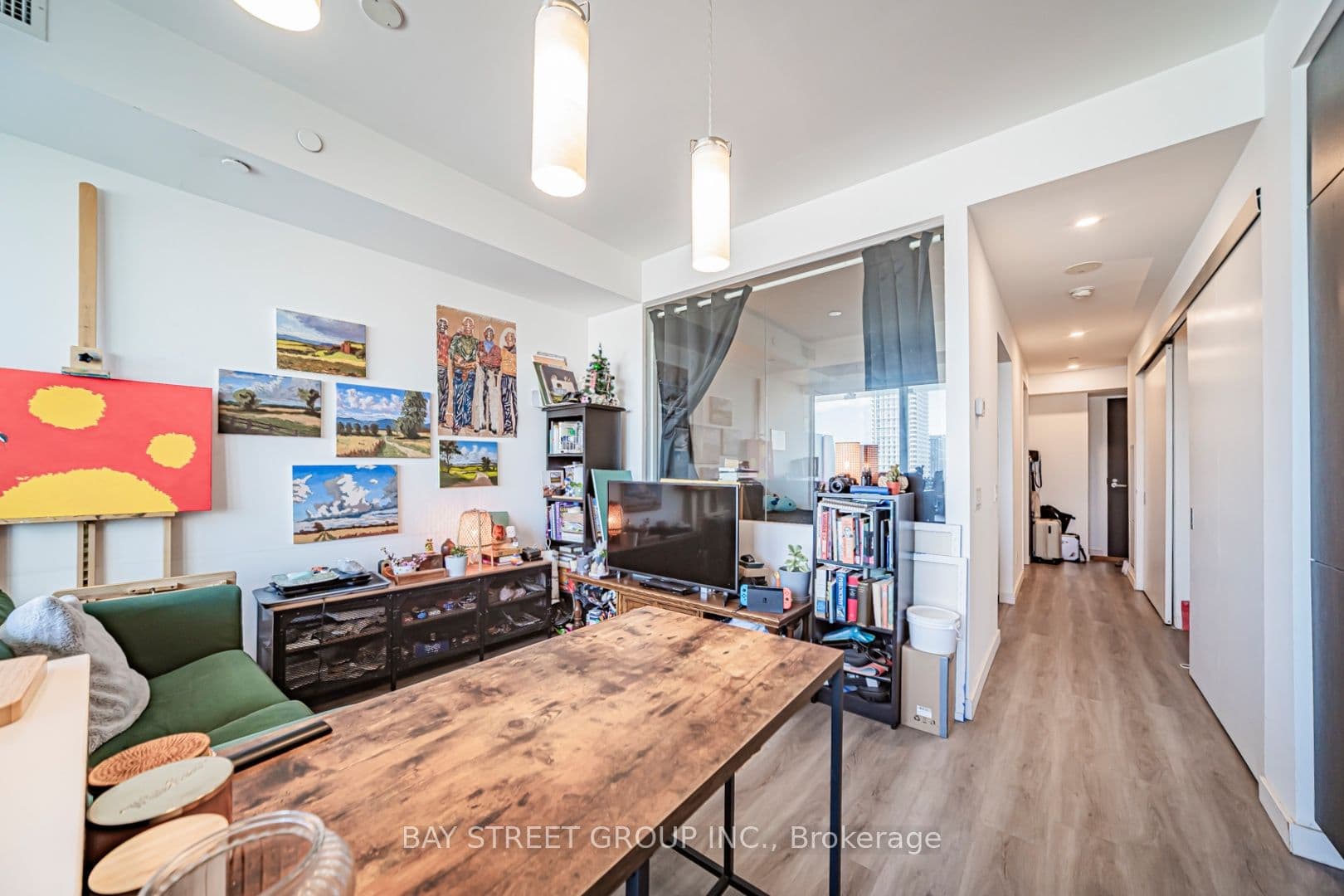 197 Yonge Street 2204, Toronto, ON M5B 0C1