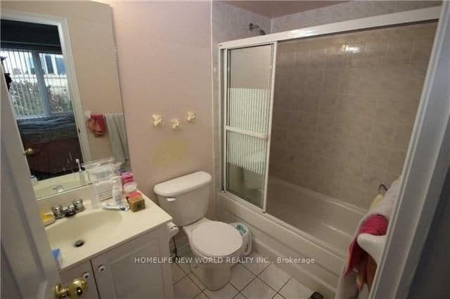 76 Pond Drive, Markham, ON L3T 7V2