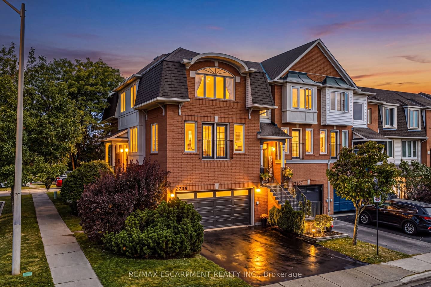 2239 Prescott Place, Burlington, ON L7L 6L3
