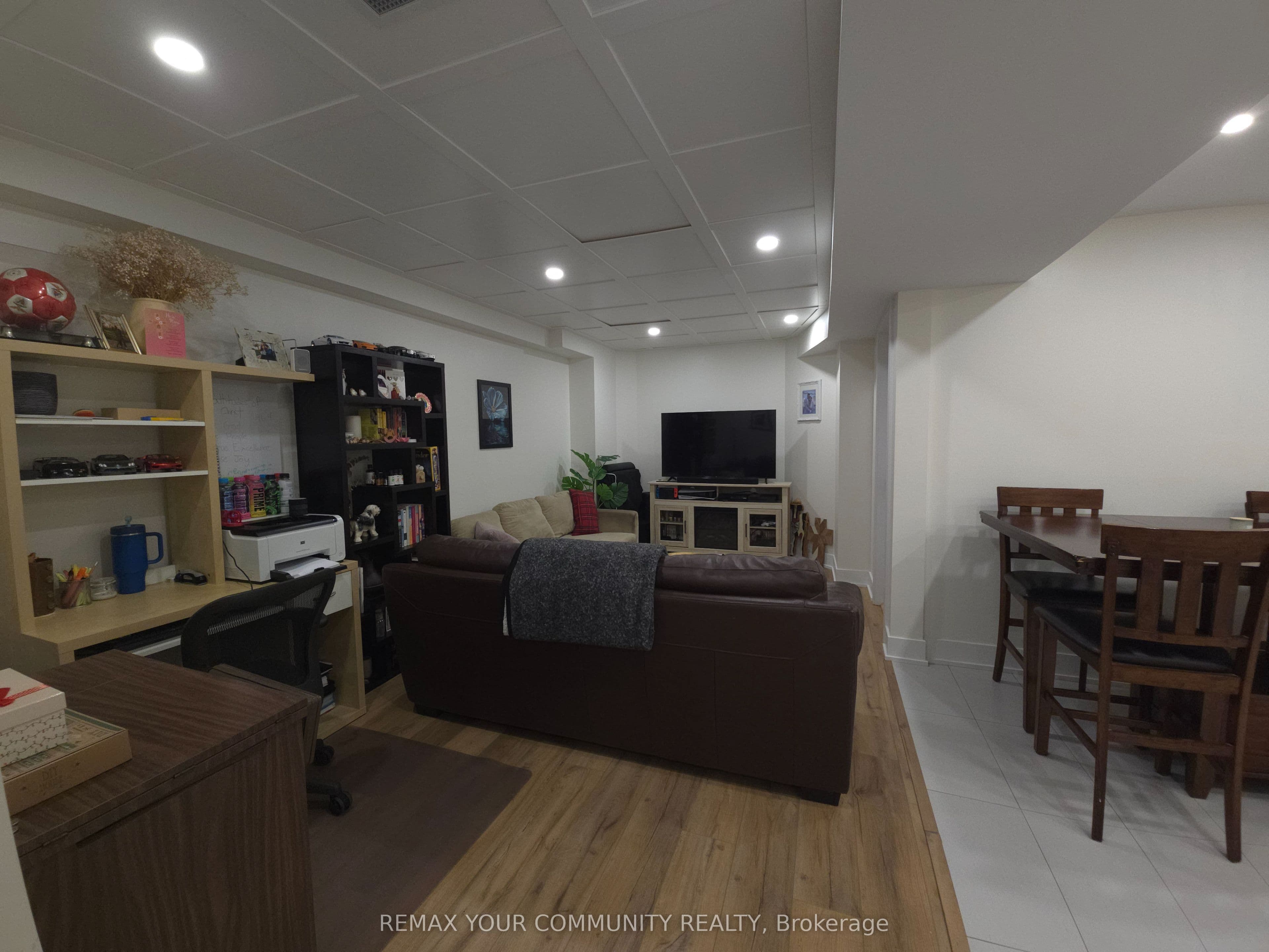 171 Dolores Crescent Basement, Vaughan, ON L4H 1C9