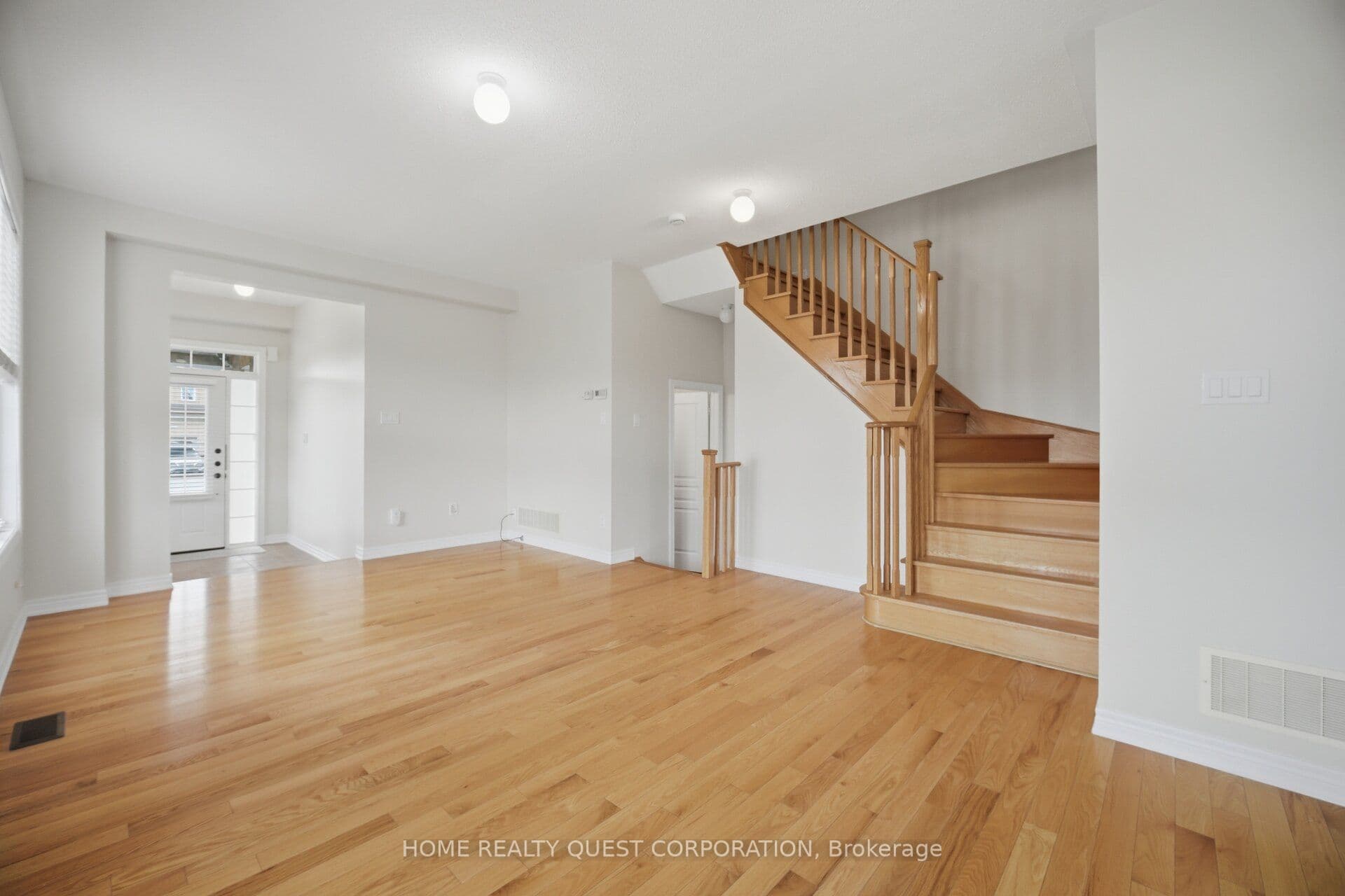4301 Trail Blazer Way, Mississauga, ON L5R 0A9