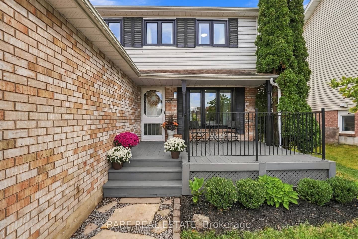 57 Fenwick Avenue, Clarington, ON L1C 4S2