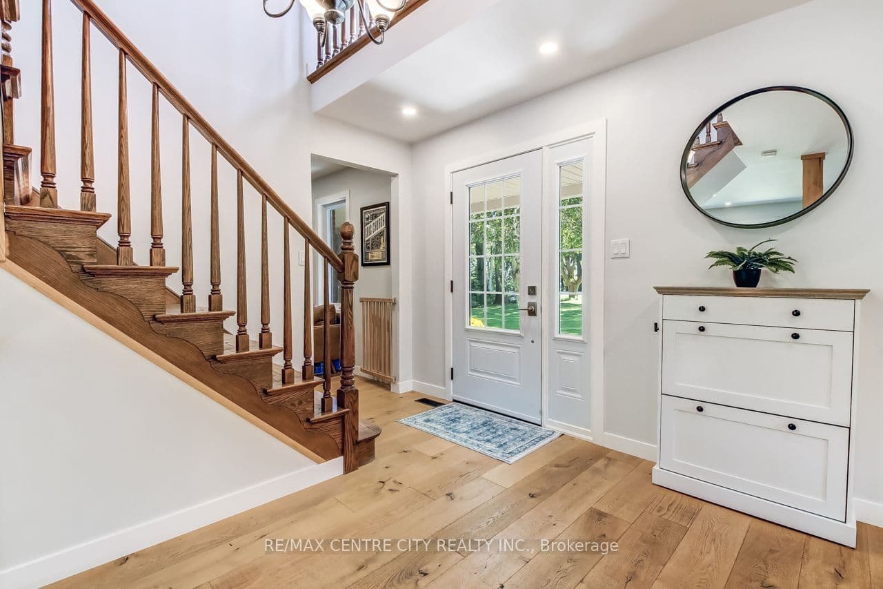 37450 Lake Line, Southwold, ON N5L 1J1