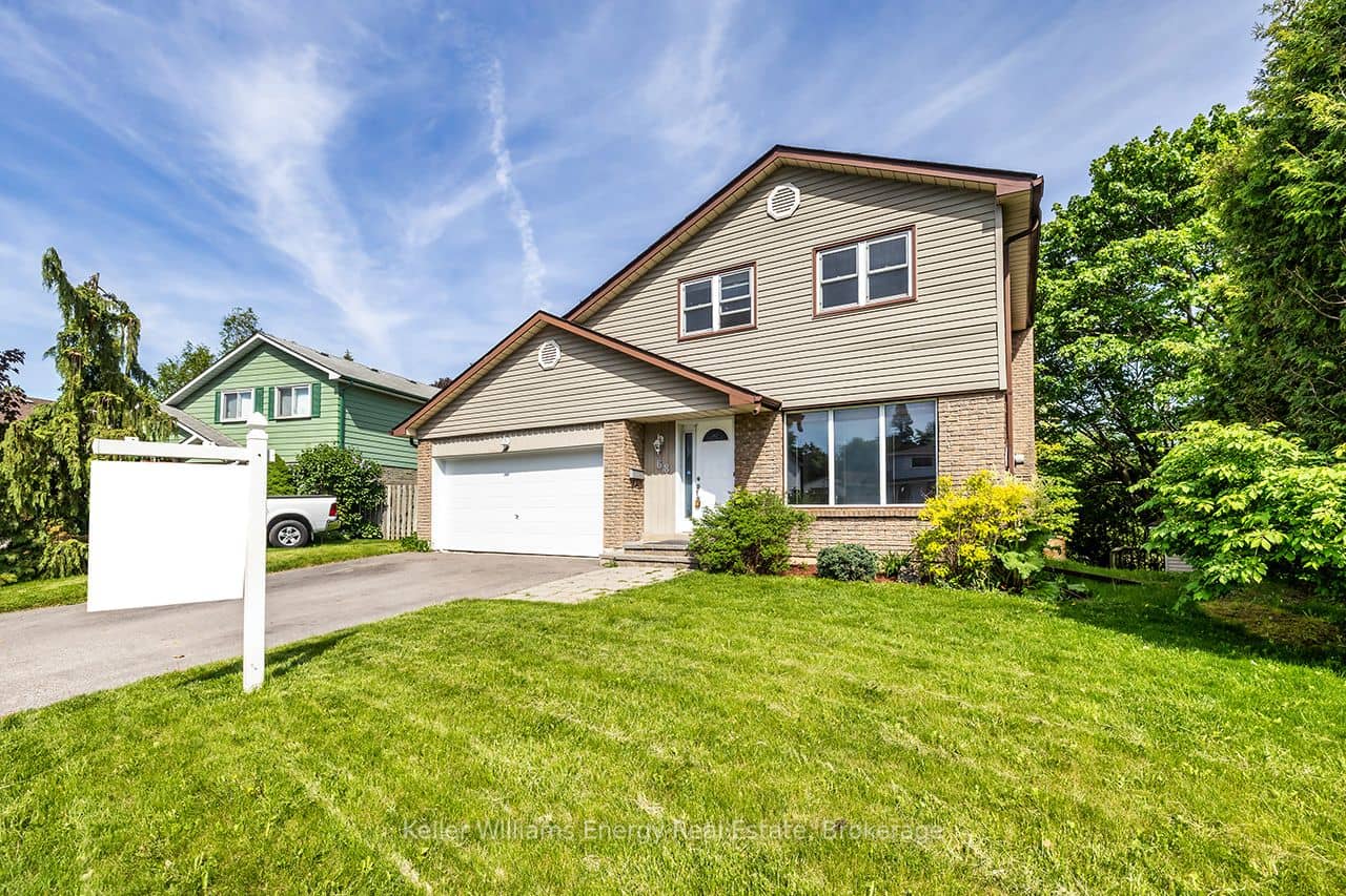 68 Hobbs Drive, Clarington, ON L1C 3L9