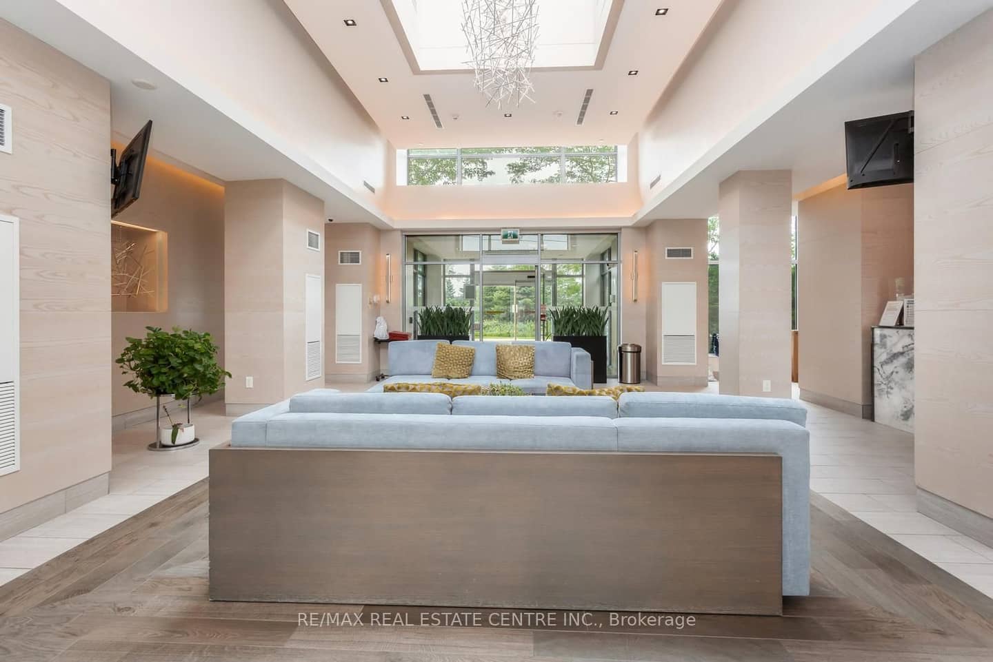 4655 Glen Erin Drive E 1009, Mississauga, ON L5M 0Z1
