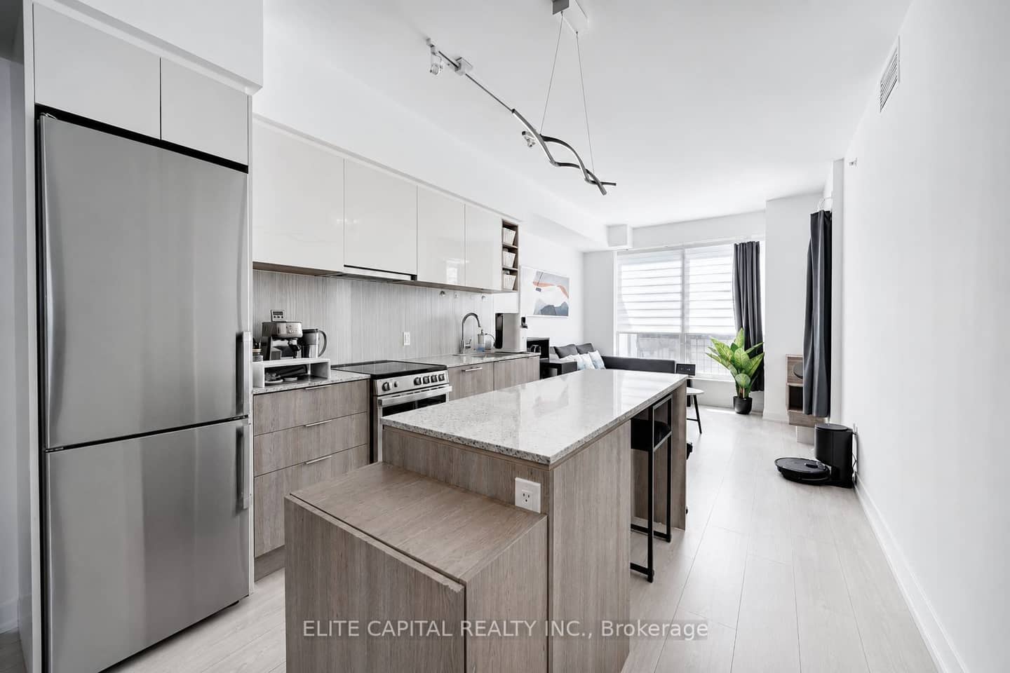 31 Tippett Road 740, Toronto, ON M3H 0C8