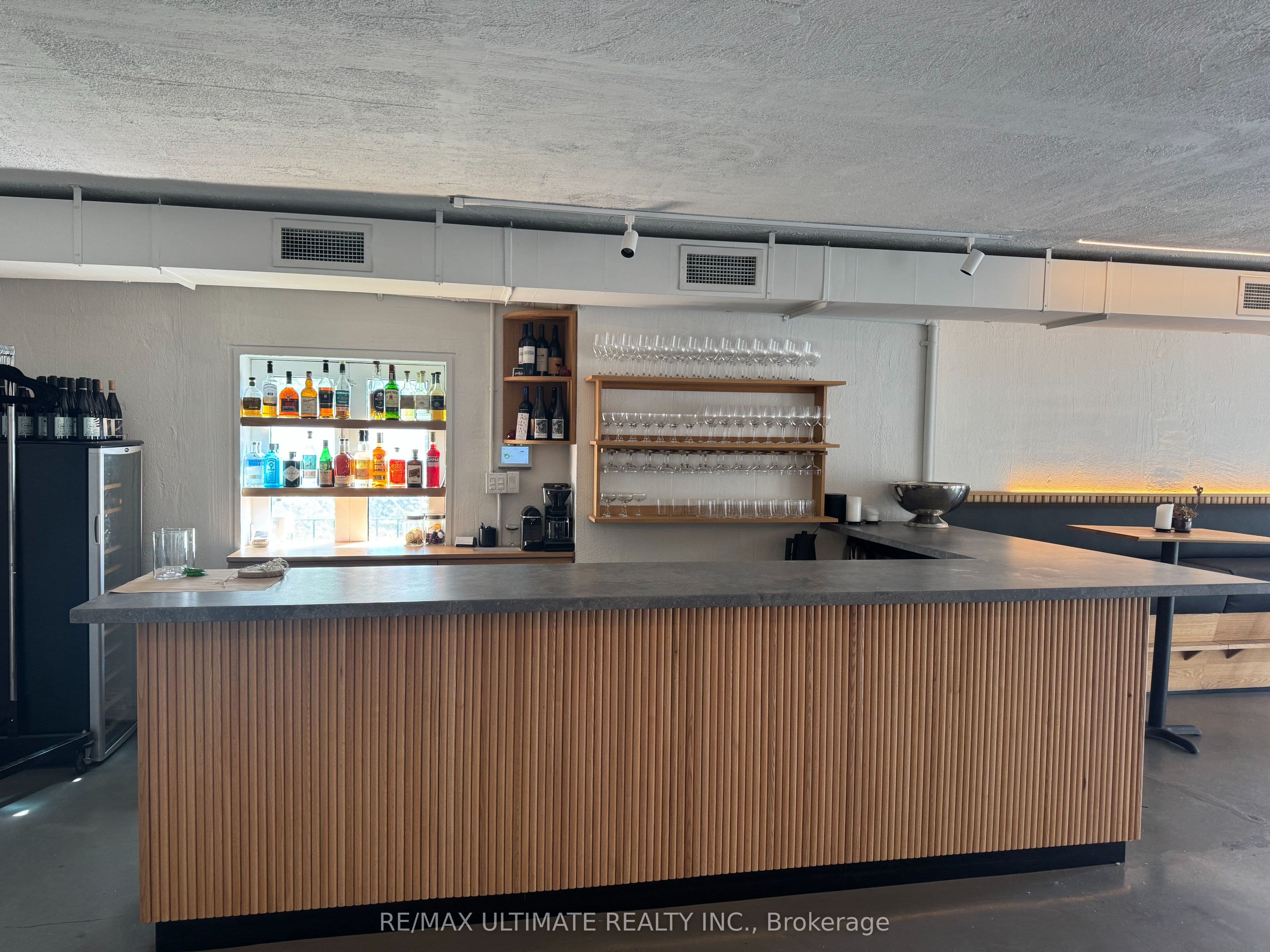 300 King Street E, Toronto, ON M5A 1K4