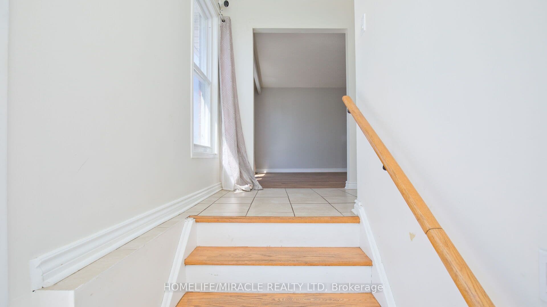 38 Medici Place, Brampton, ON L6S 3C6
