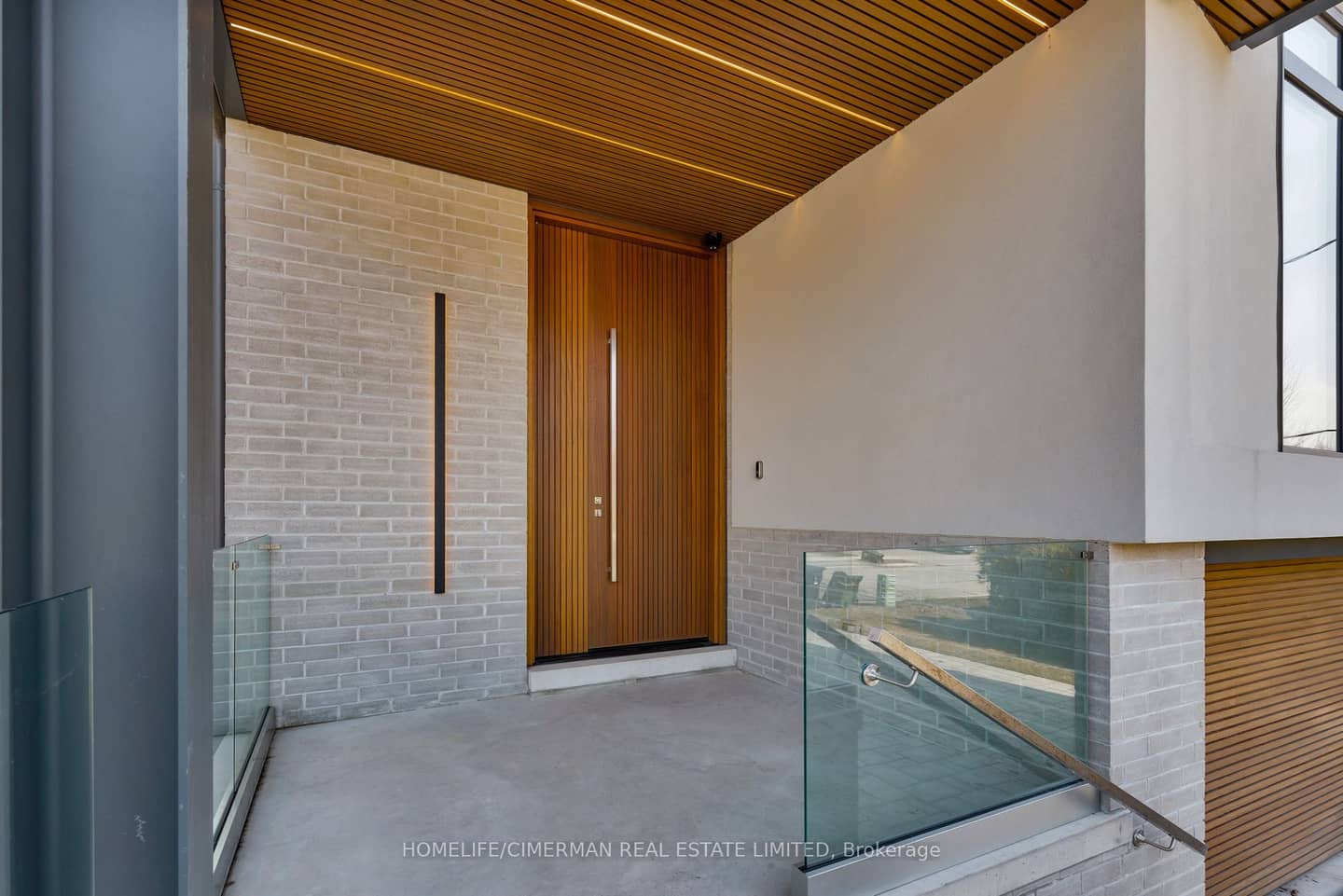 21 Farrell Avenue, Toronto, ON M2R 1C7