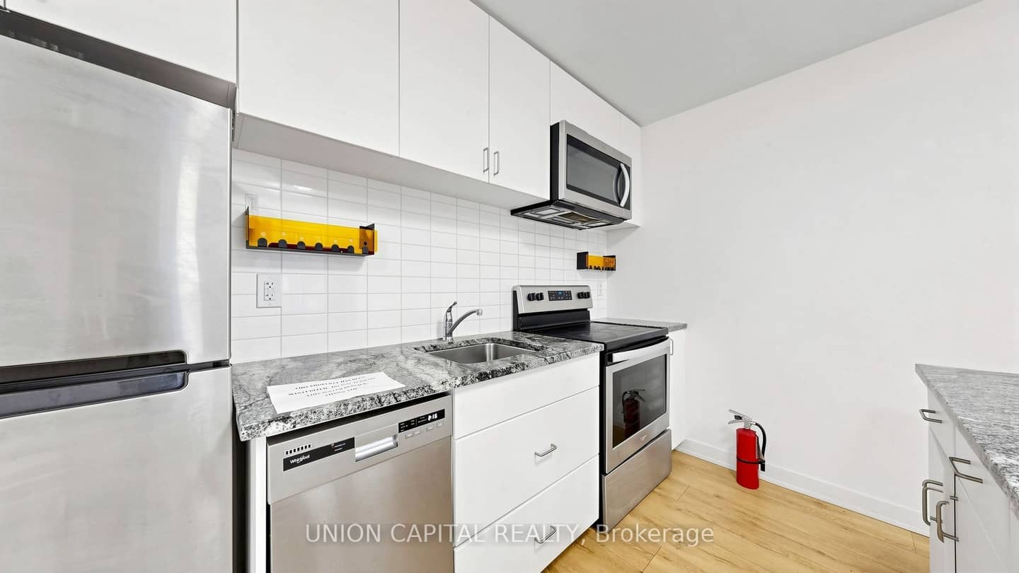 1740 Simcoe Street N 42, Oshawa, ON L1G 4X9