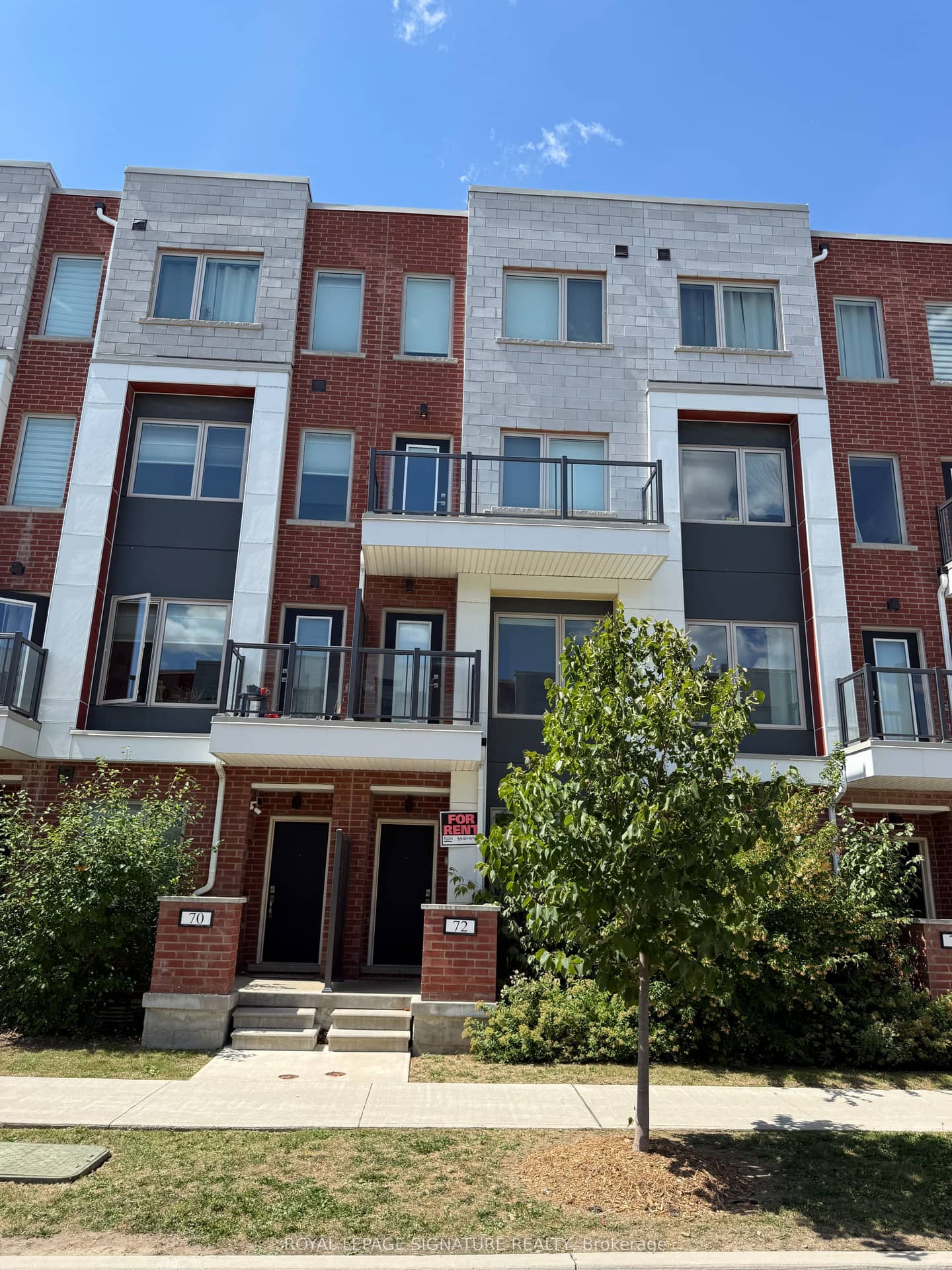 72 William Duncan Road, Toronto, ON M3K 0C5