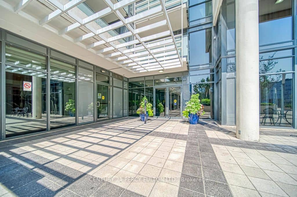 400 Adelaide Street E 1107, Toronto, ON M5A 4S3