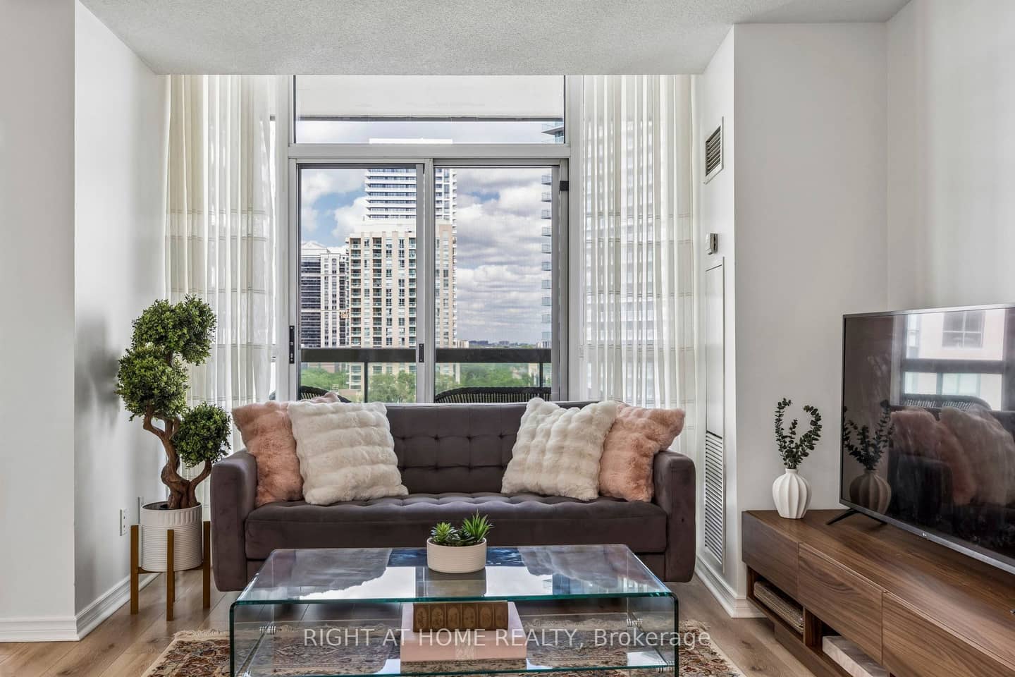 503 Beecroft Road 1116, Toronto, ON M2N 0A2