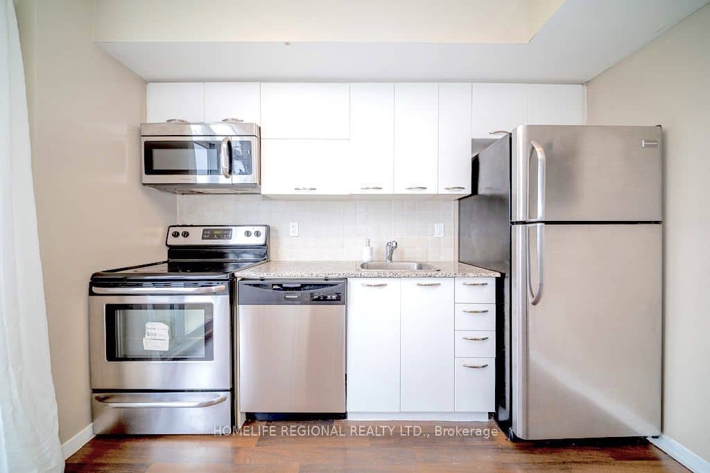 38 Joe Shuster Way 1520, Toronto, ON M6K 0A5