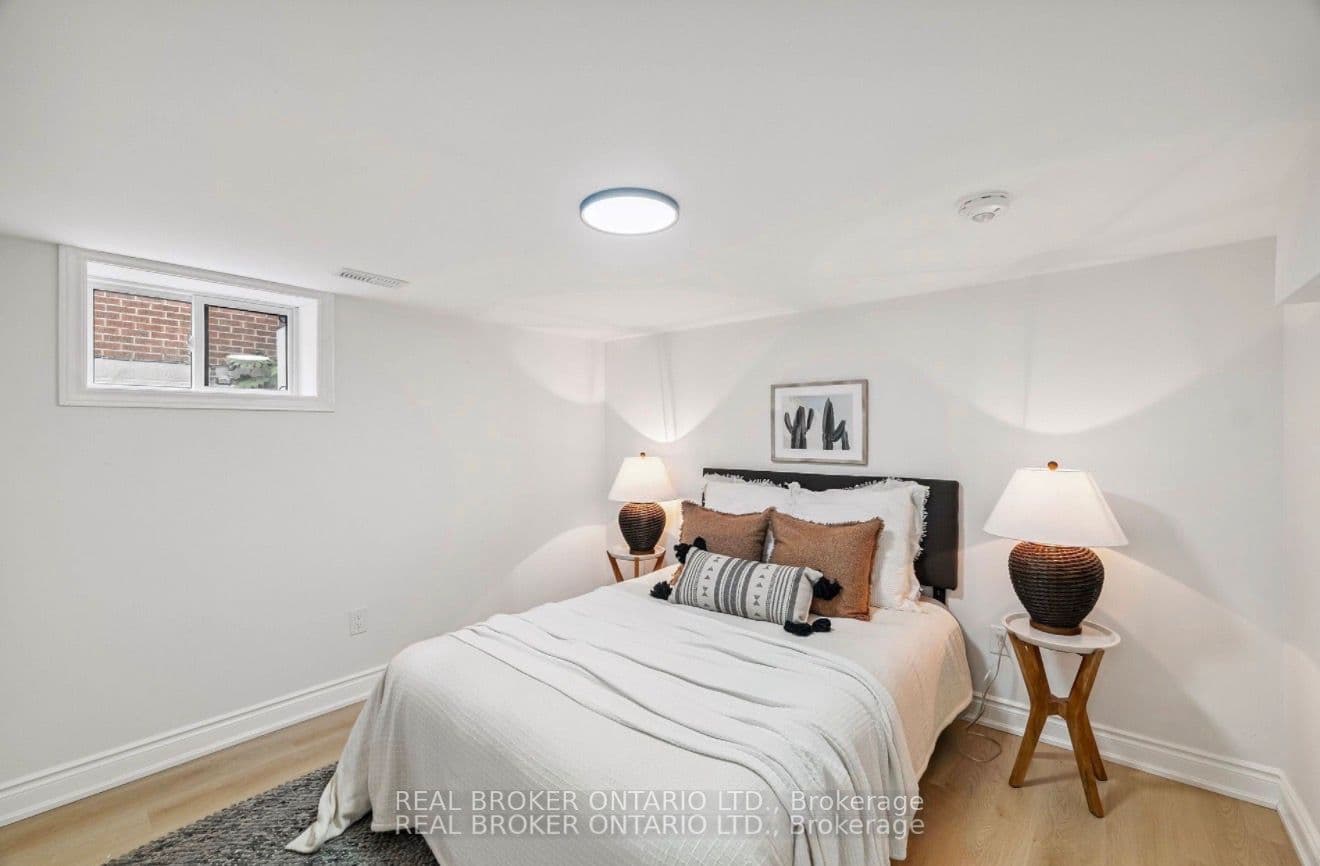 220 Holmesdale Avenue Lower Level Unit, Hamilton, ON L8K 3M7