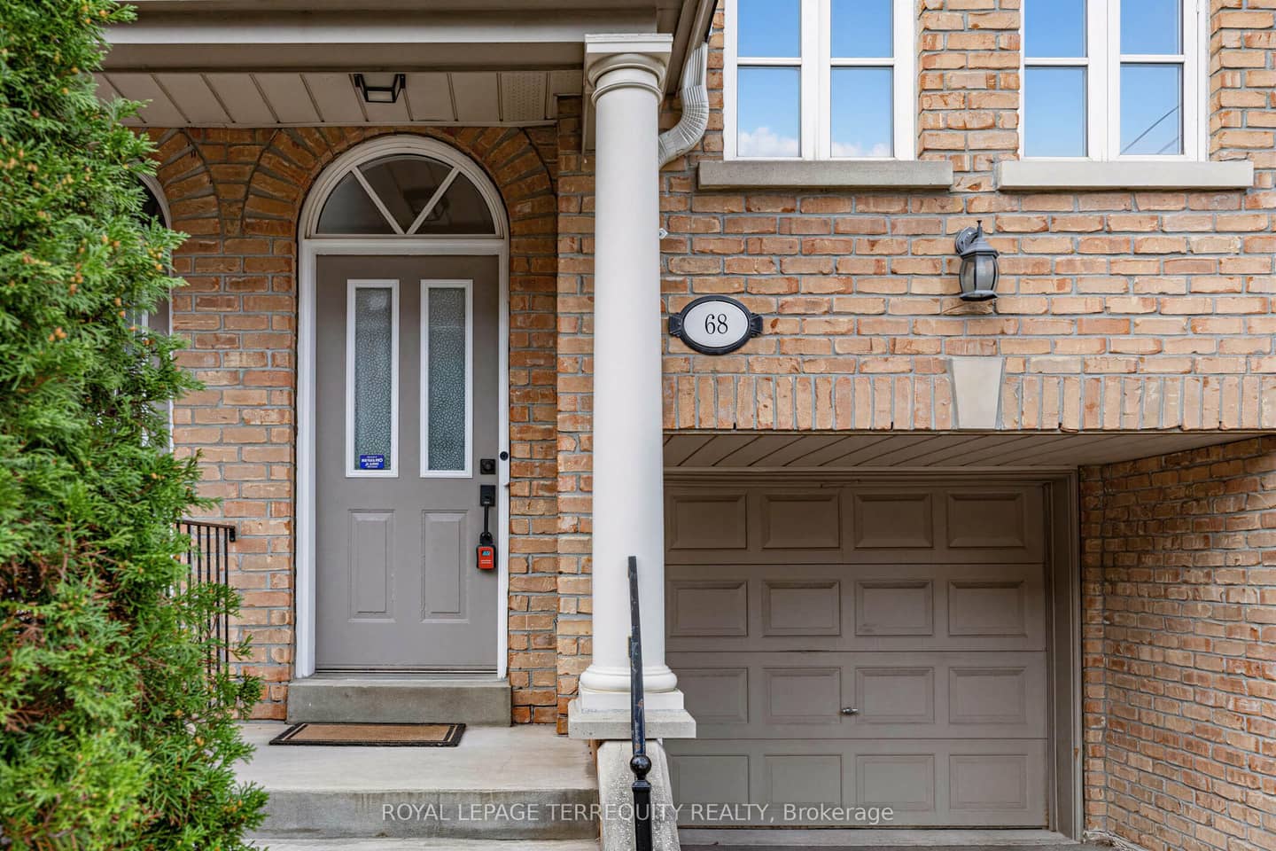 68 Superior Creek Lane 2, Toronto, ON M8Z 6C6