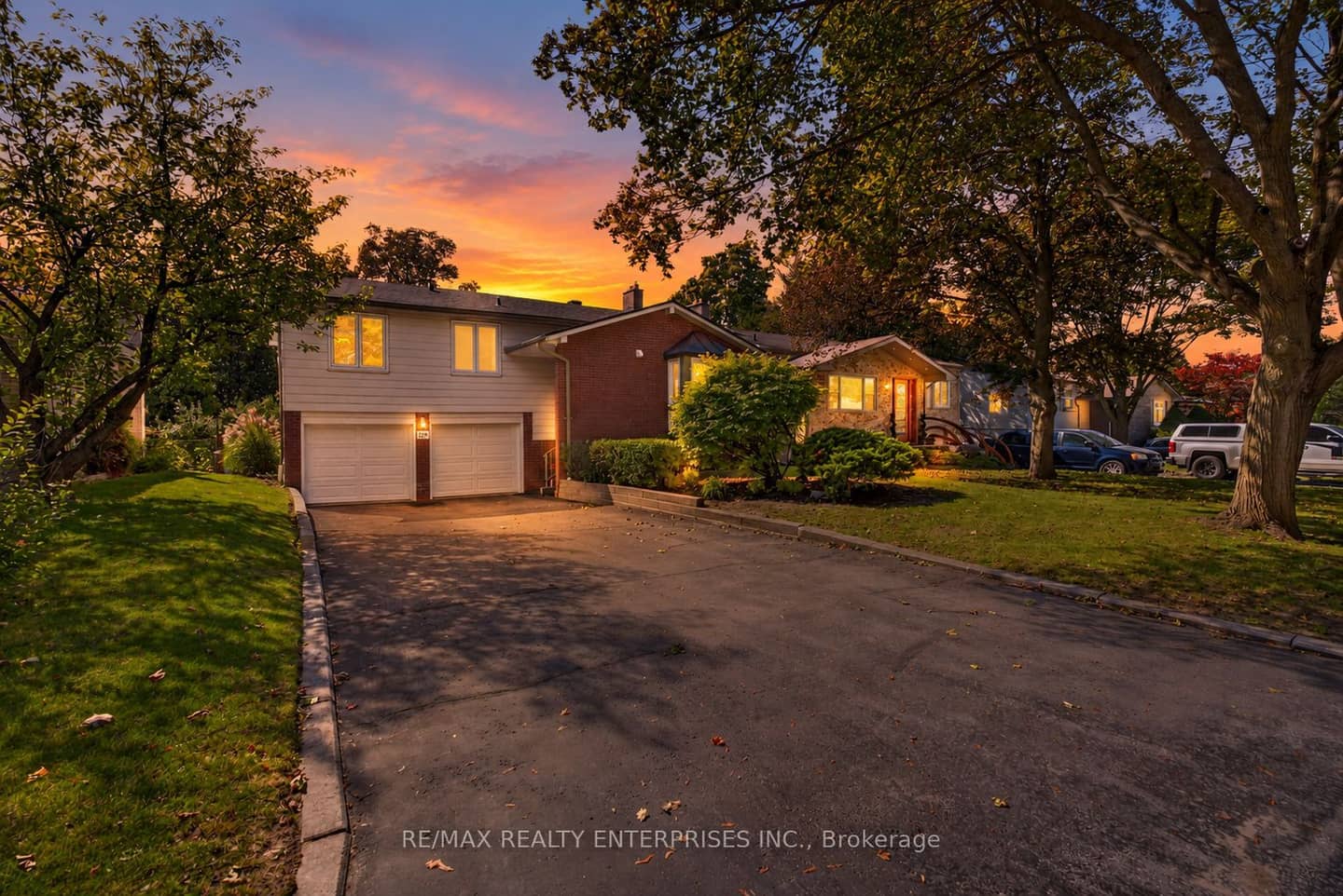 174 Bayview Fairways Drive, Markham, ON L3T 2Y8