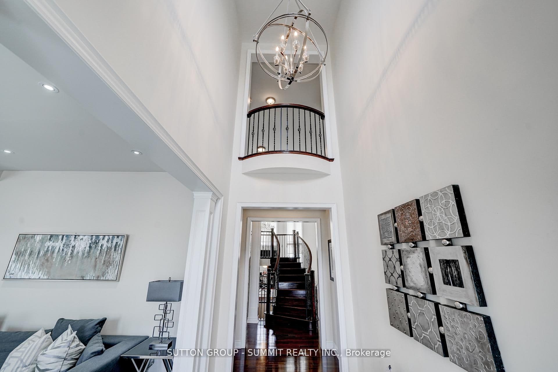 6 FLANDERS Road, Brampton, ON L6X 0W3