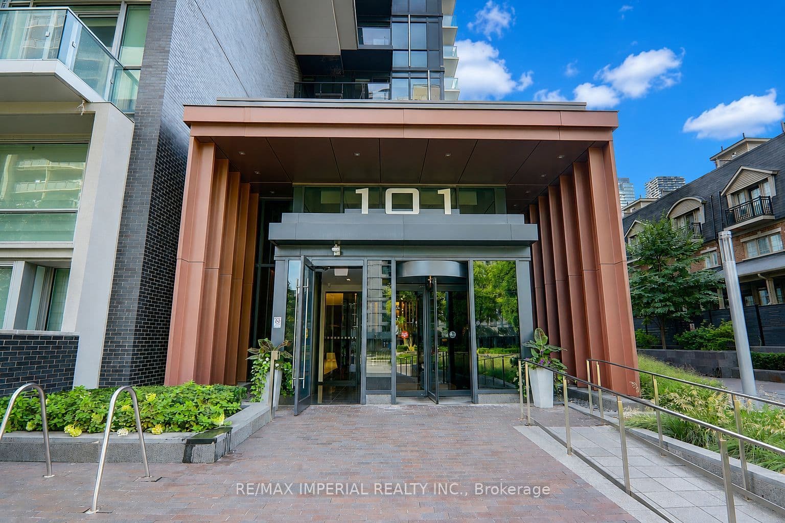 101 Erskine Avenue 2905, Toronto, ON M4P 0C5