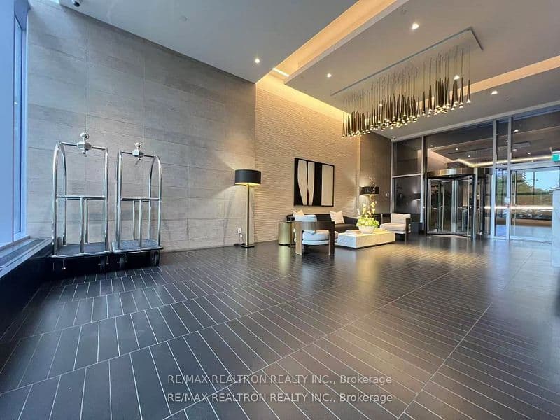 188 Cumberland Street 1506, Toronto, ON M5R 2G3