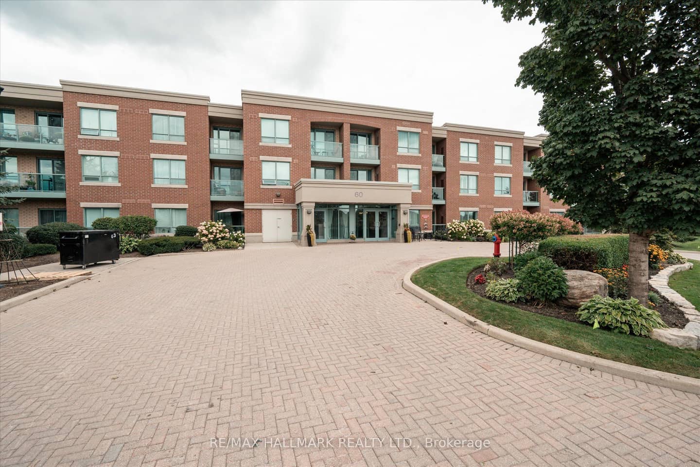60 Via Rosedale 316, Brampton, ON L6P 3X6