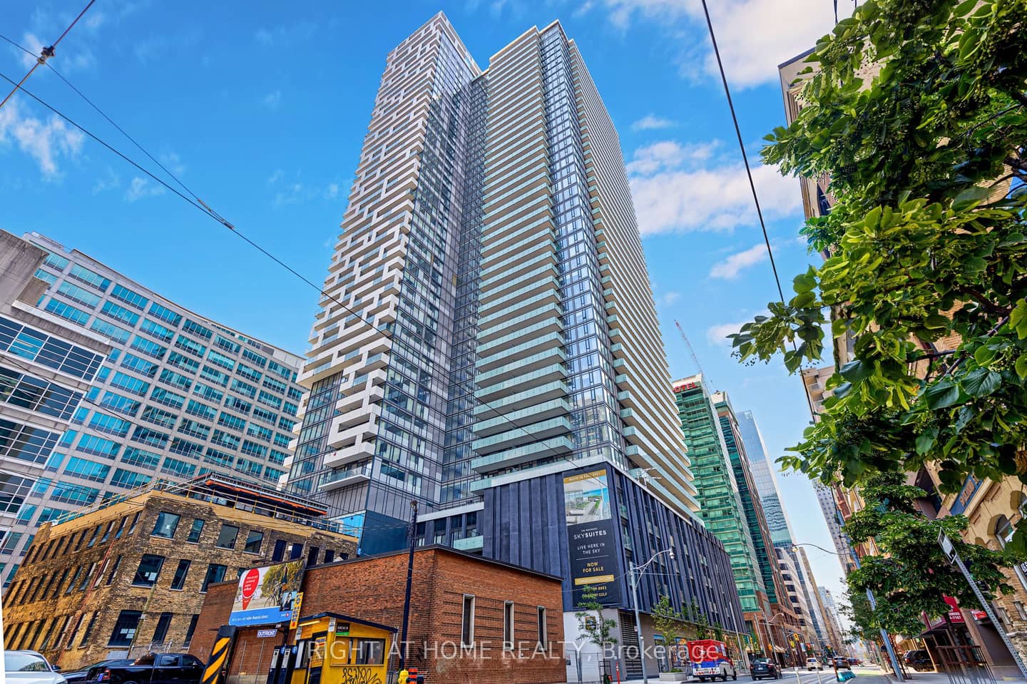 25 richmond Street E 315, Toronto, ON M5C 0A6