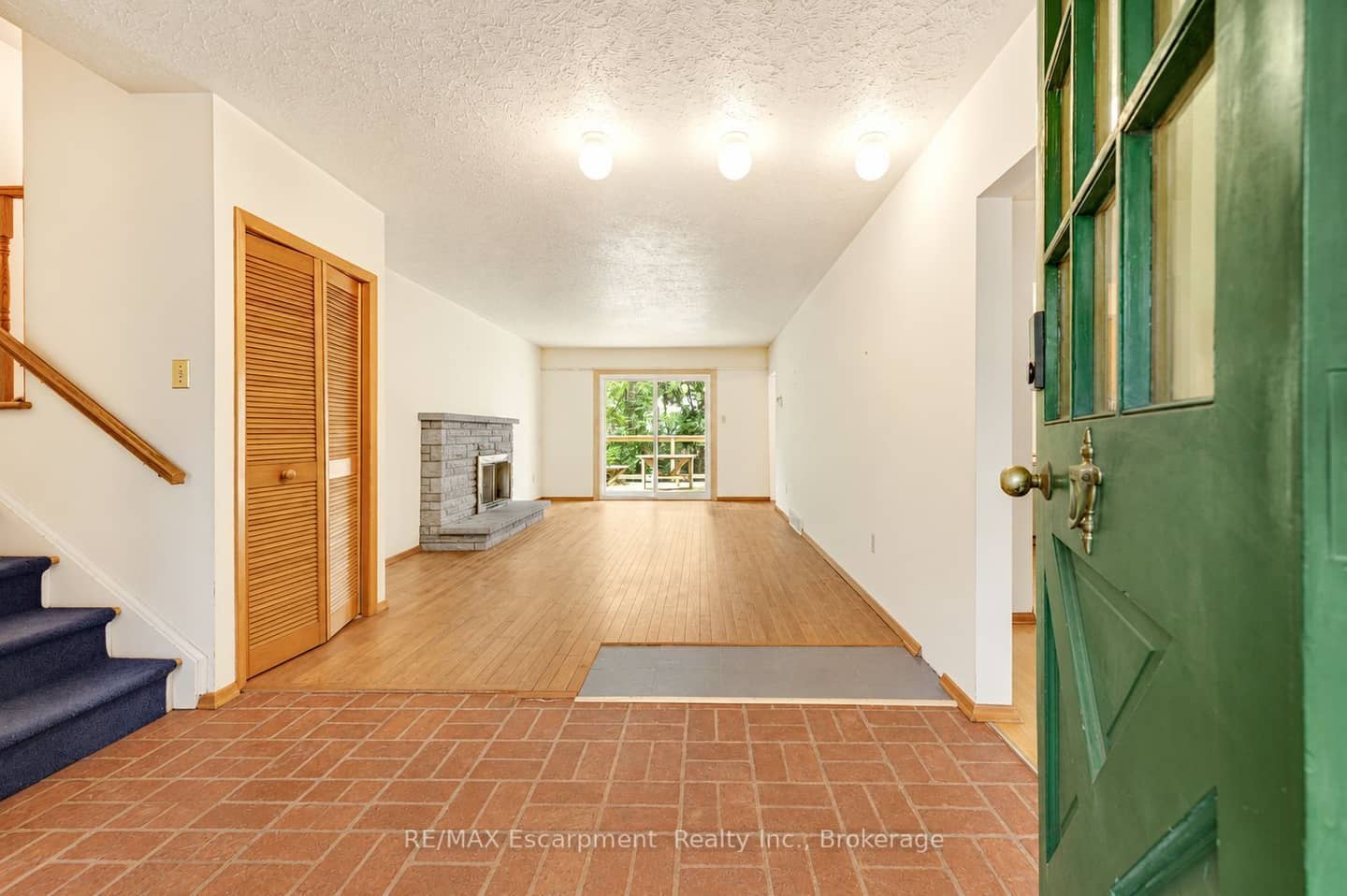 326 Walkers Line, Burlington, ON L7N 2C7