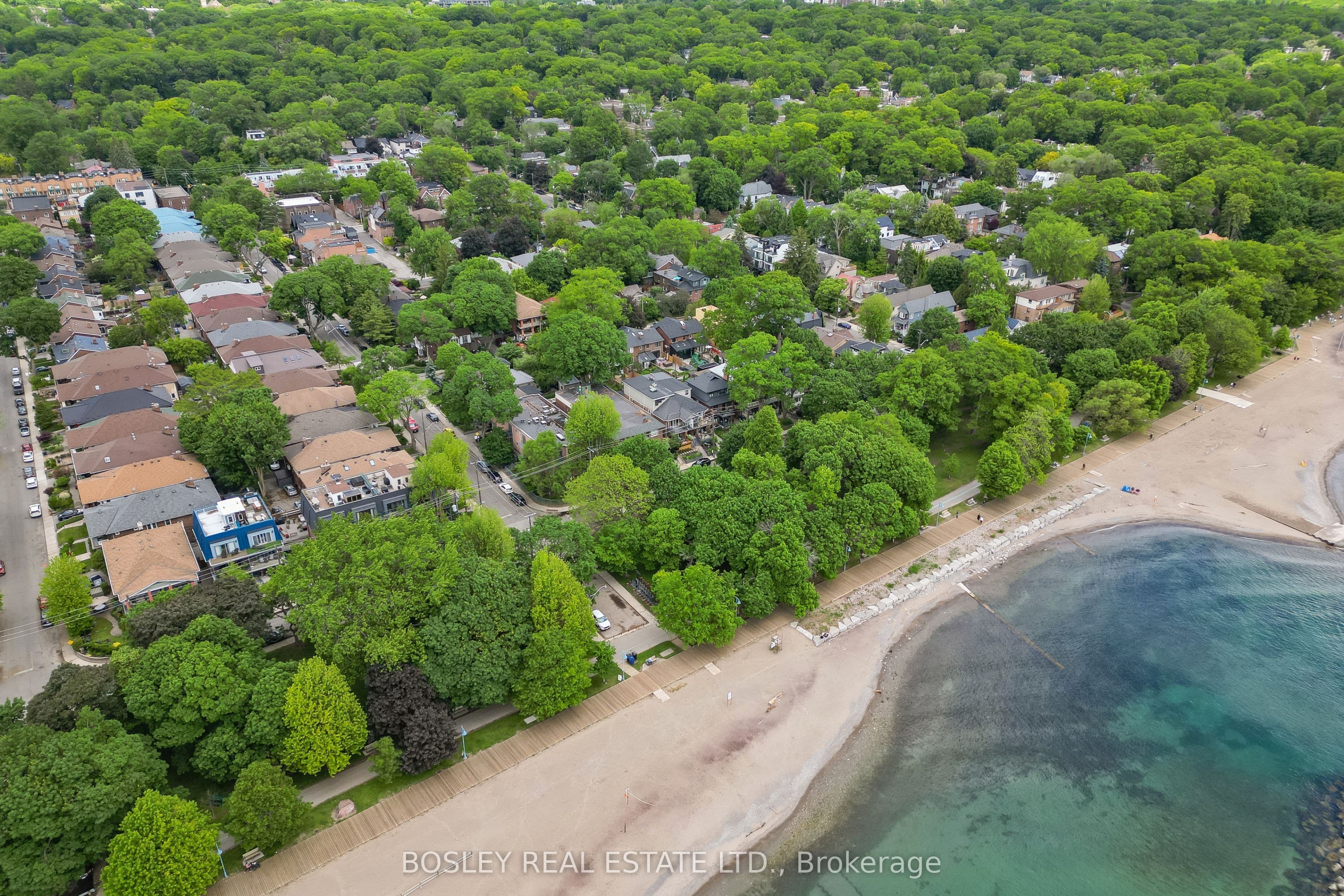 15 Glen Manor Drive 204, Toronto, ON M4E 2X3