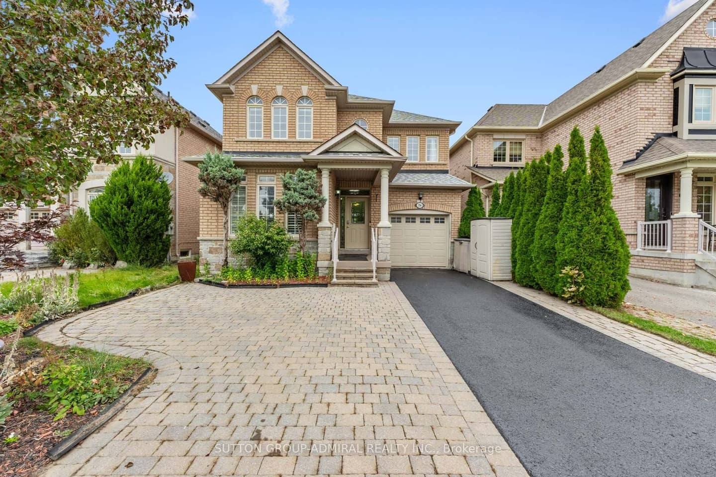 354 Autumn Hill Boulevard, Vaughan, ON L4J 9C1