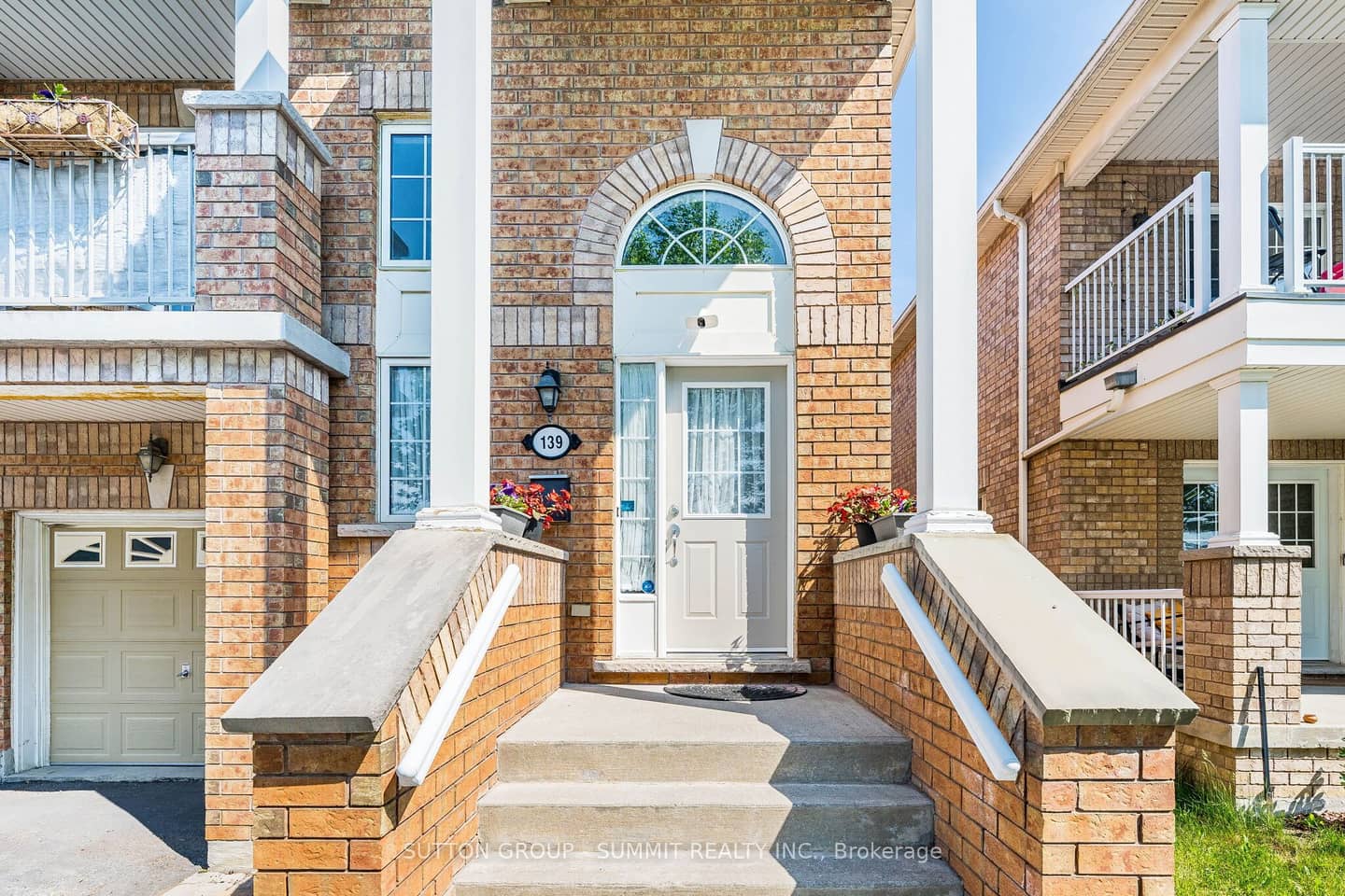 139 Oceanpearl Crescent, Whitby, ON L1N 0C7