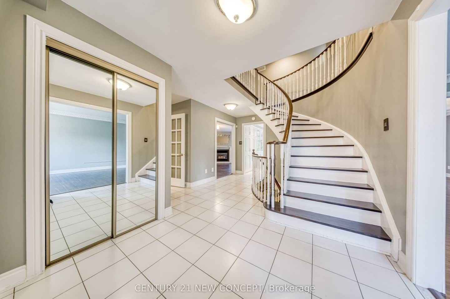 528 Belview Avenue, Vaughan, ON L4L 7R6
