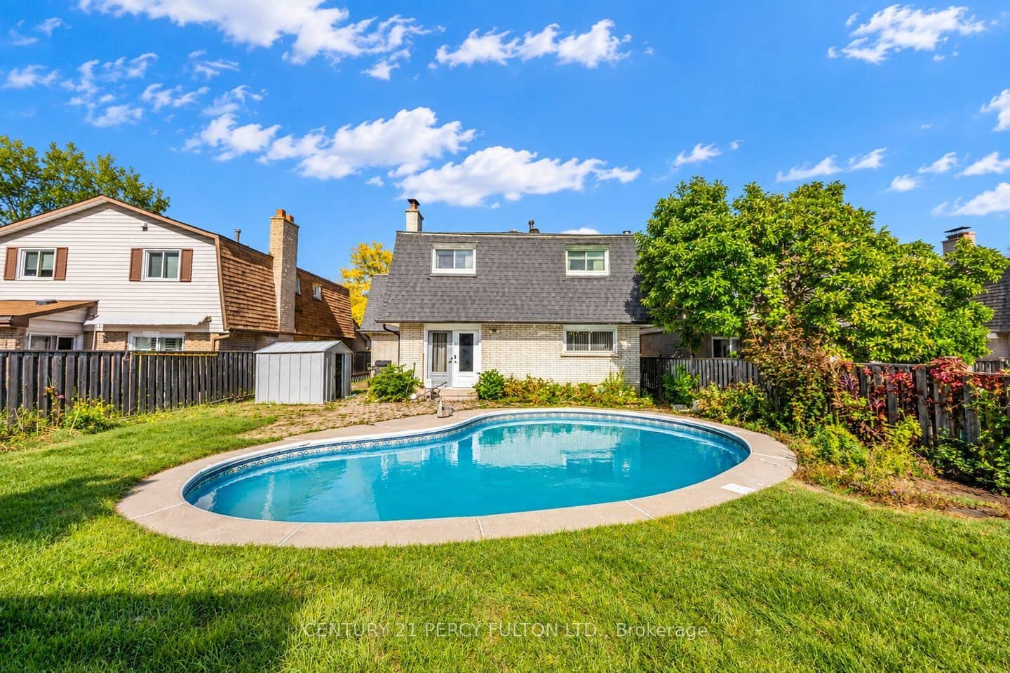705 Edgewood Road, Pickering, ON L1V 2Z5