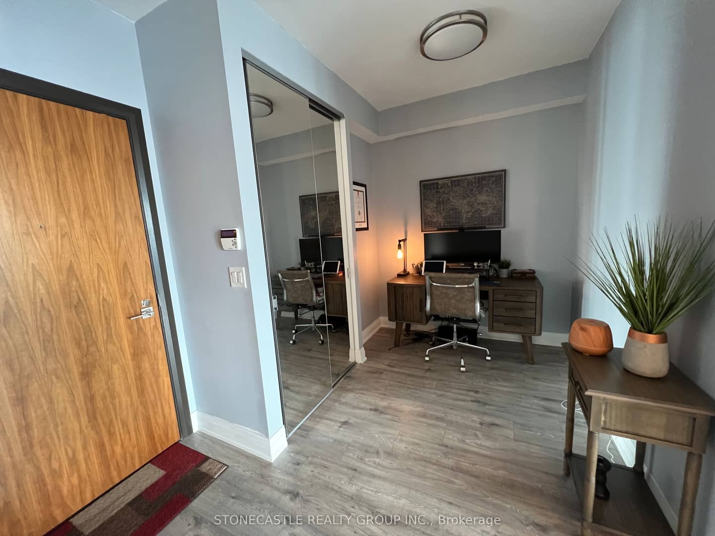 36 Park Lawn Road 2401, Toronto, ON M8V 0E5