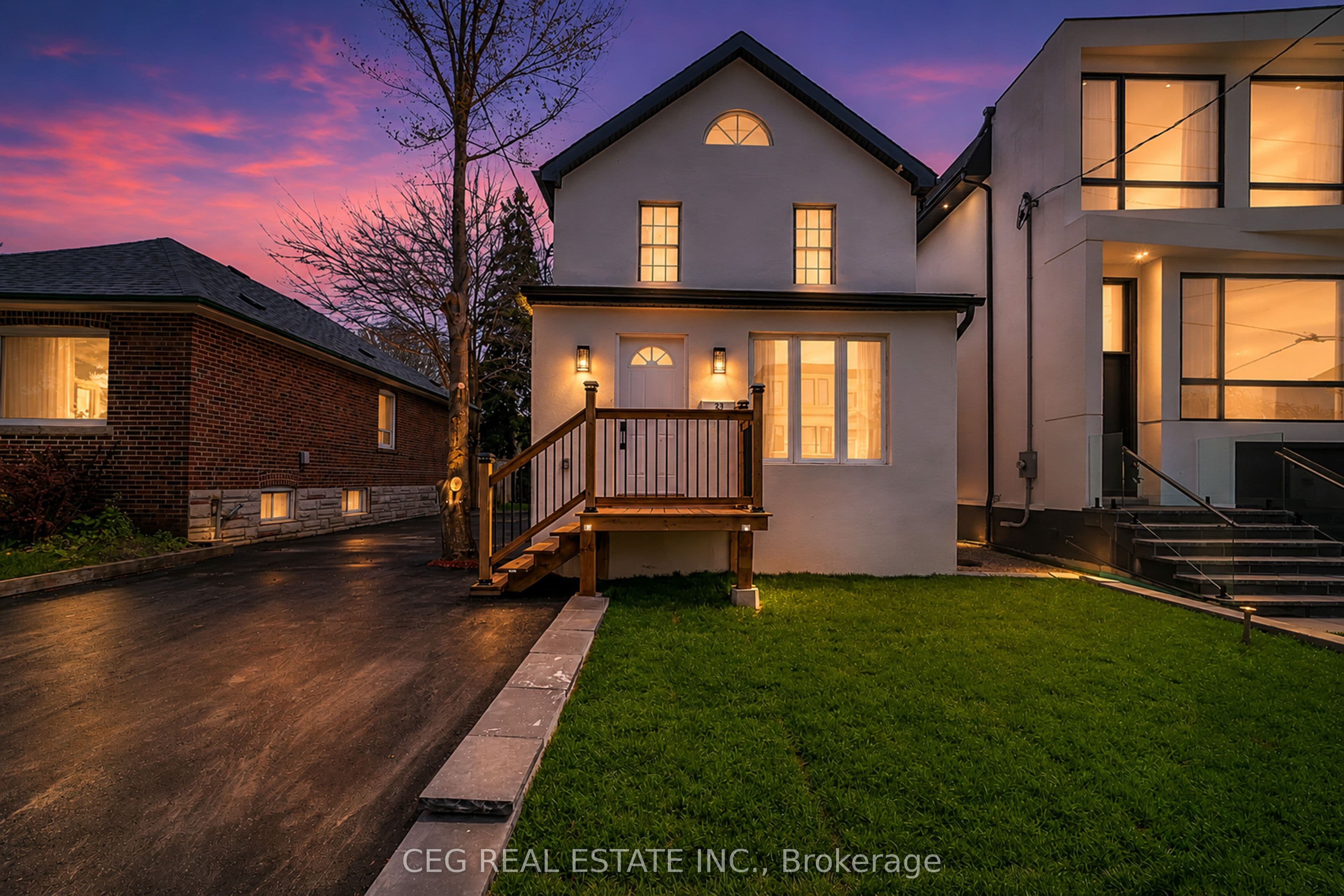 23 16th Street, Toronto, ON M8V 3J7