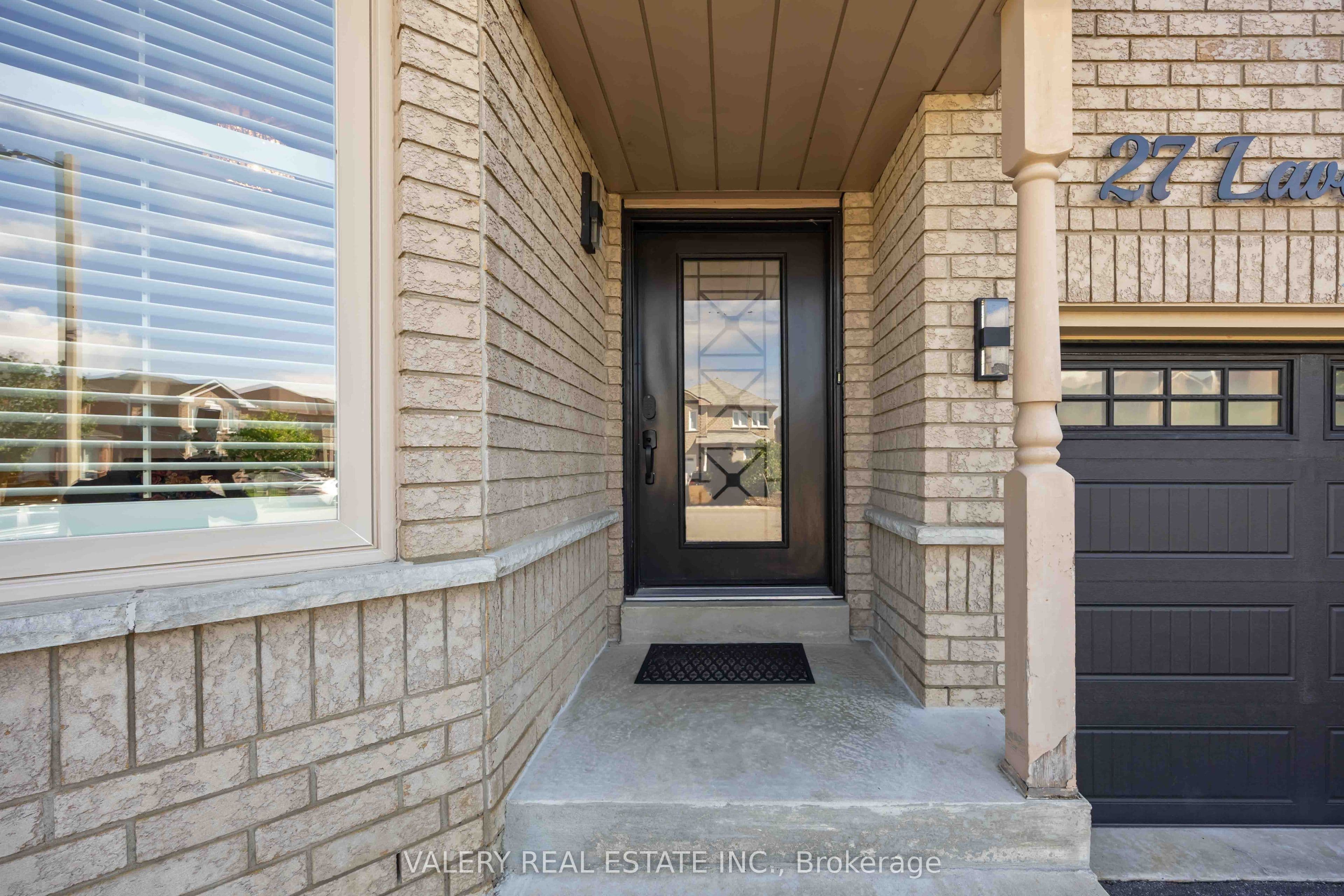 27 Lavender Place, Vaughan, ON L4L 9B3
