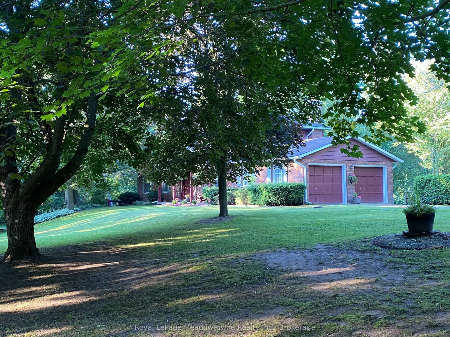 12170 Sixth Line Nassagaweya, Milton, ON L7J 2L7