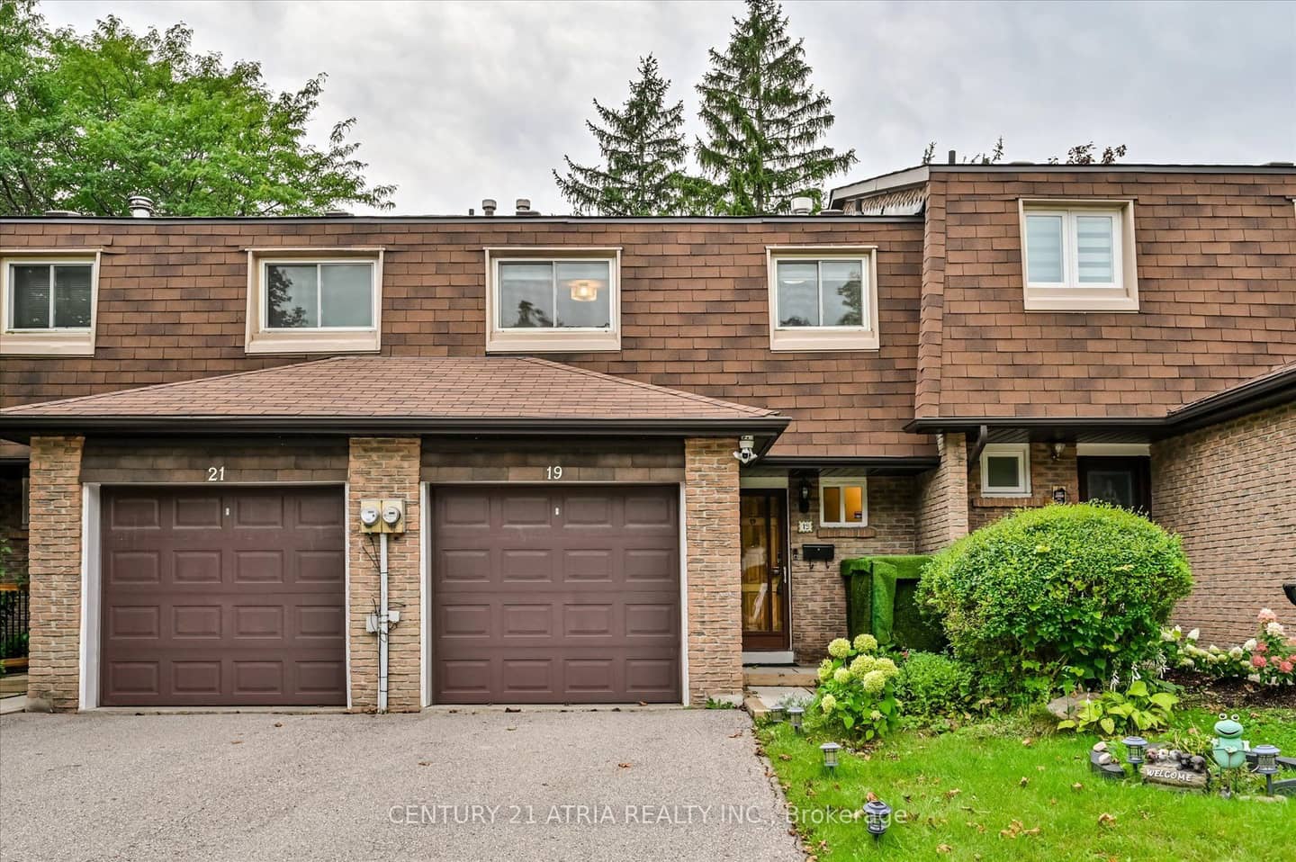 19 Aspenwood Drive, Toronto, ON M2H 3E1