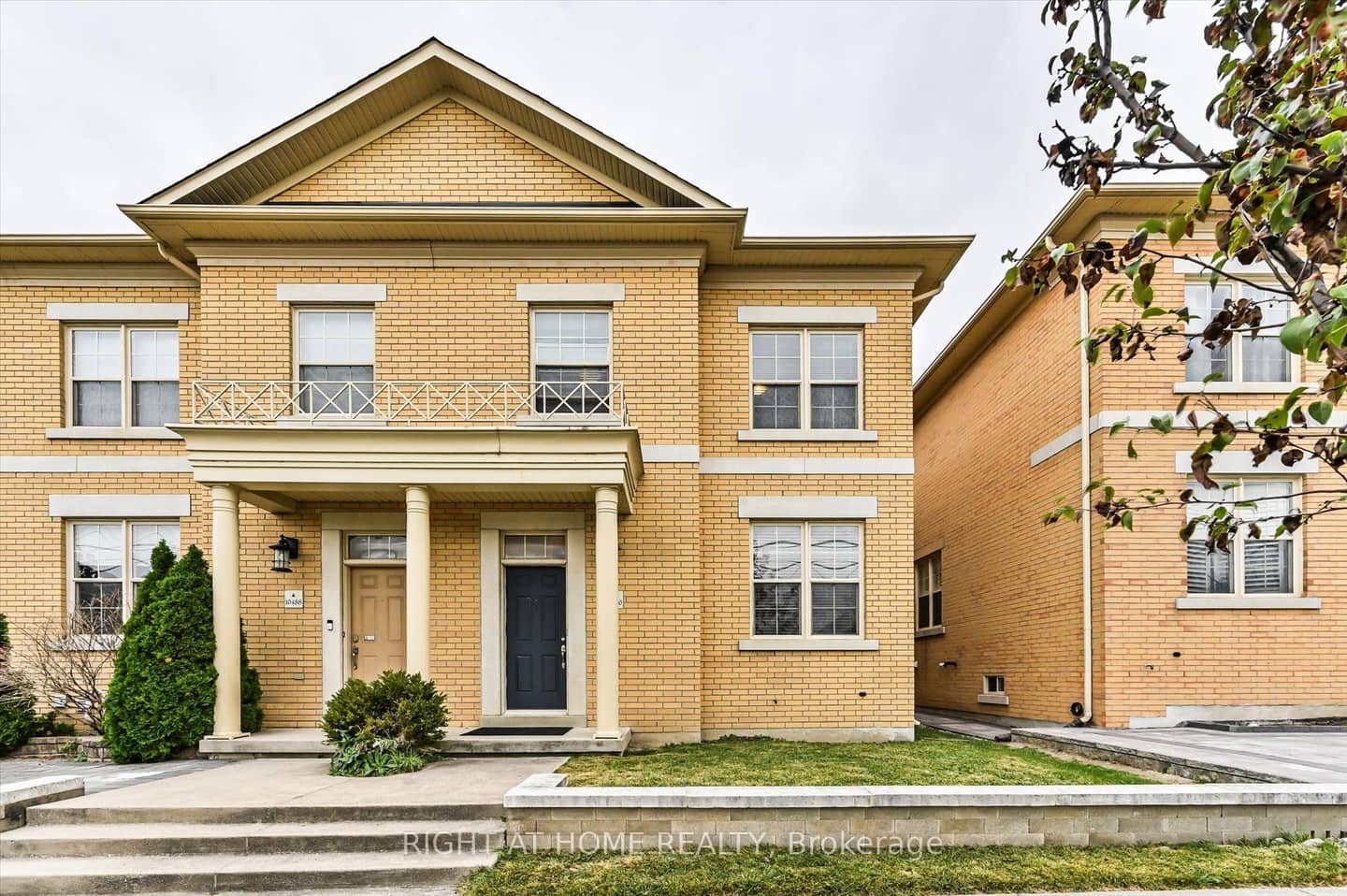 10490 Victoria Square Boulevard, Markham, ON L6C 0A4