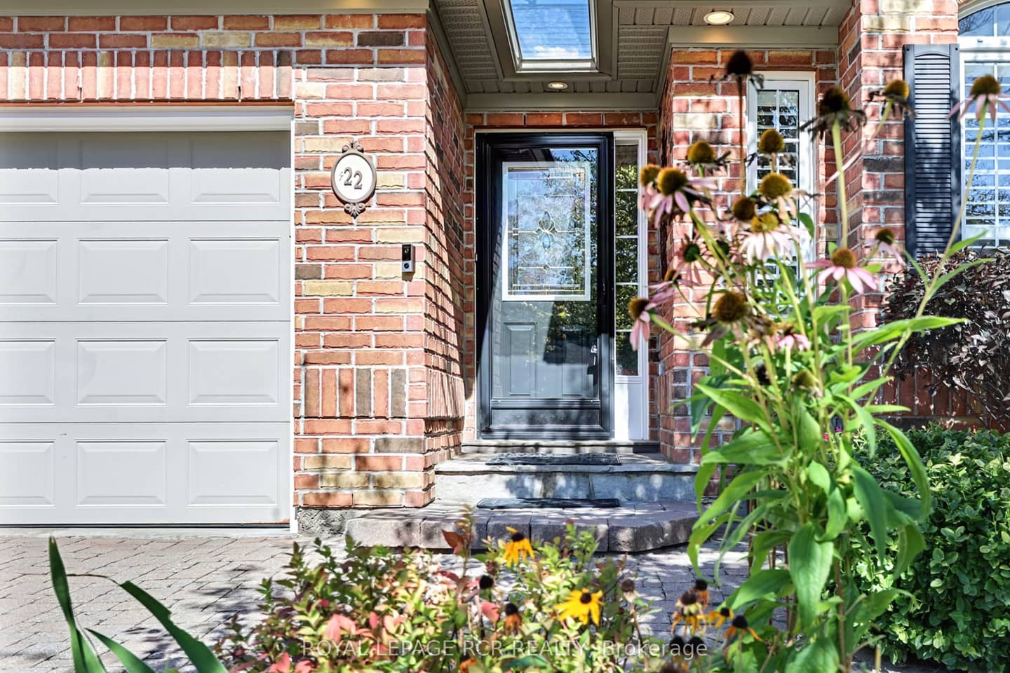 22 Nailsworth Crescent, Caledon, ON L7C 1R3