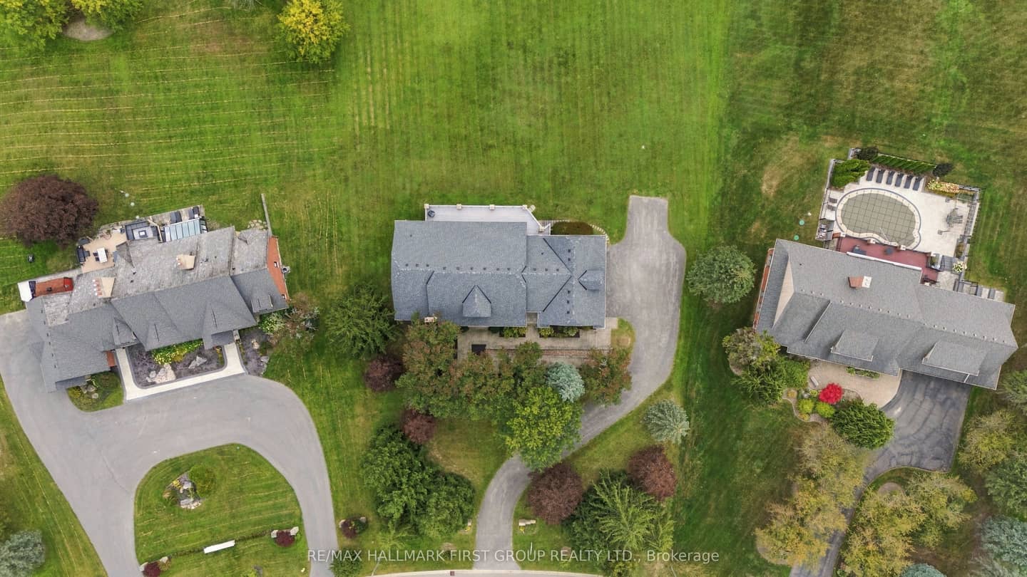 17 Buggey Lane, Ajax, ON L1Z 1X4
