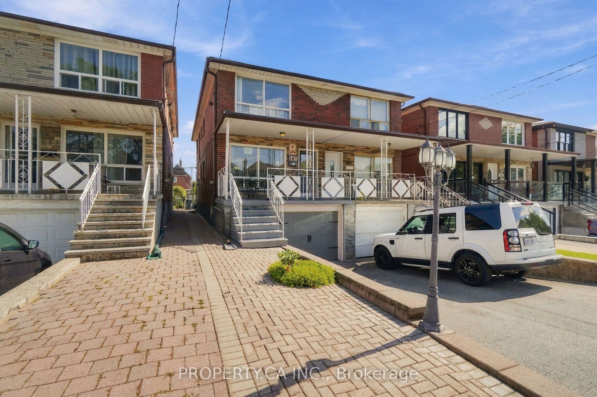581A Delaware Avenue, Toronto, ON M6H 2V3