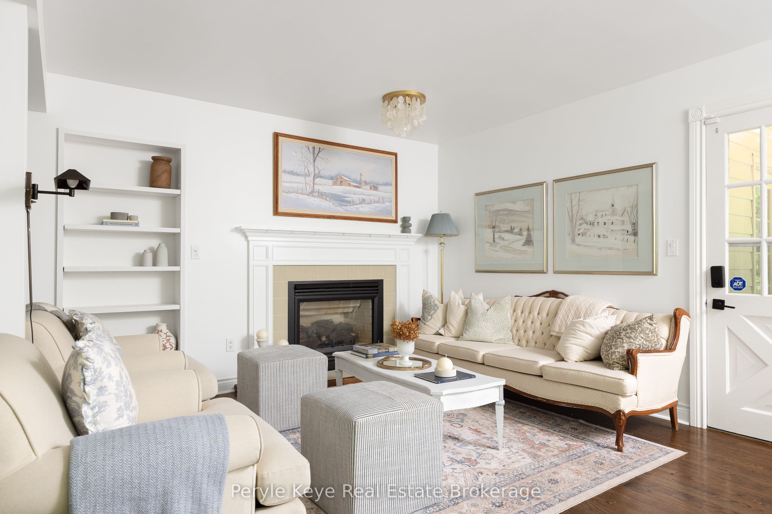 74 Woodland Drive, Bracebridge, ON P1L 1M2