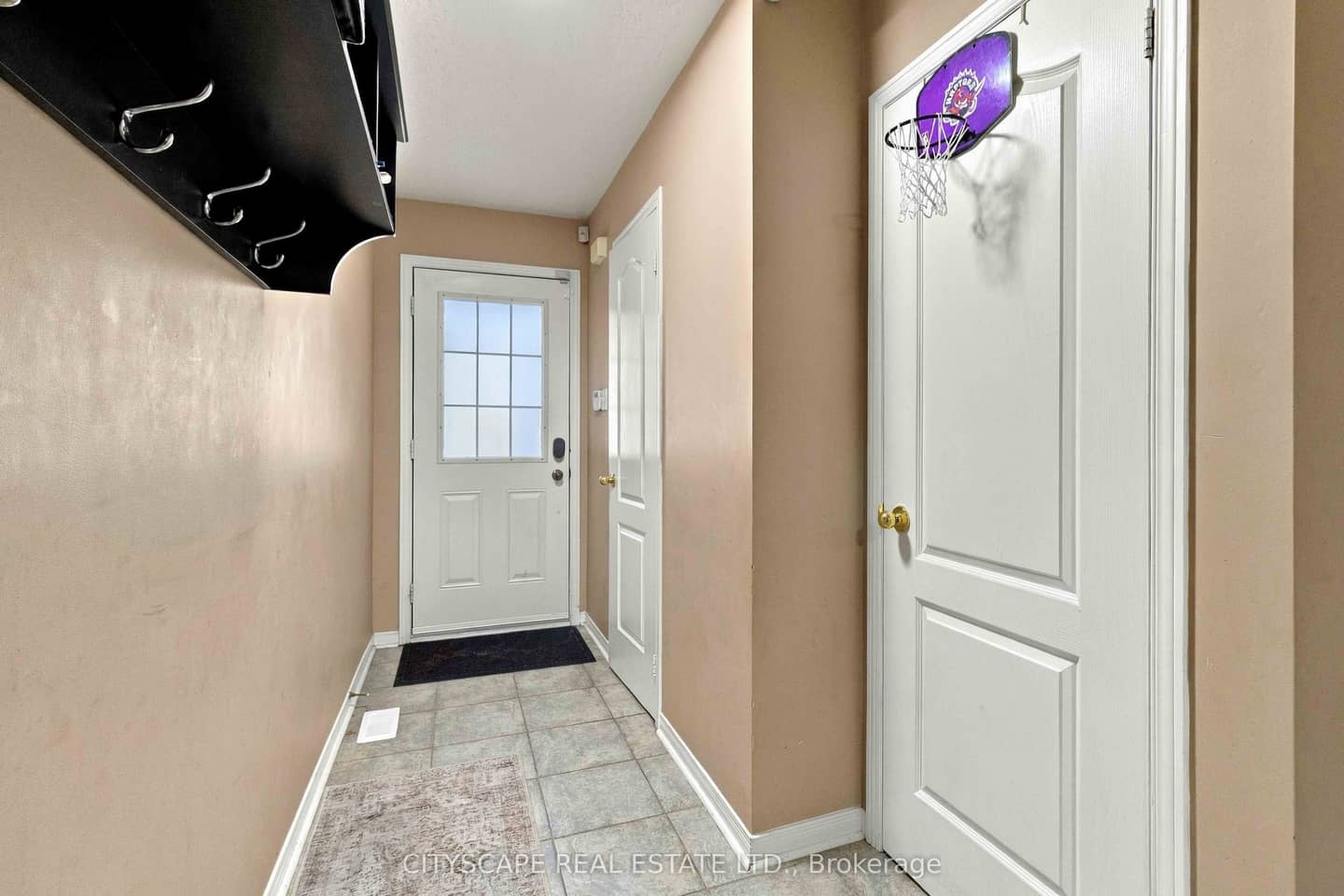 6399 Spinnaker Circle 147, Mississauga, ON L5W 1Z4