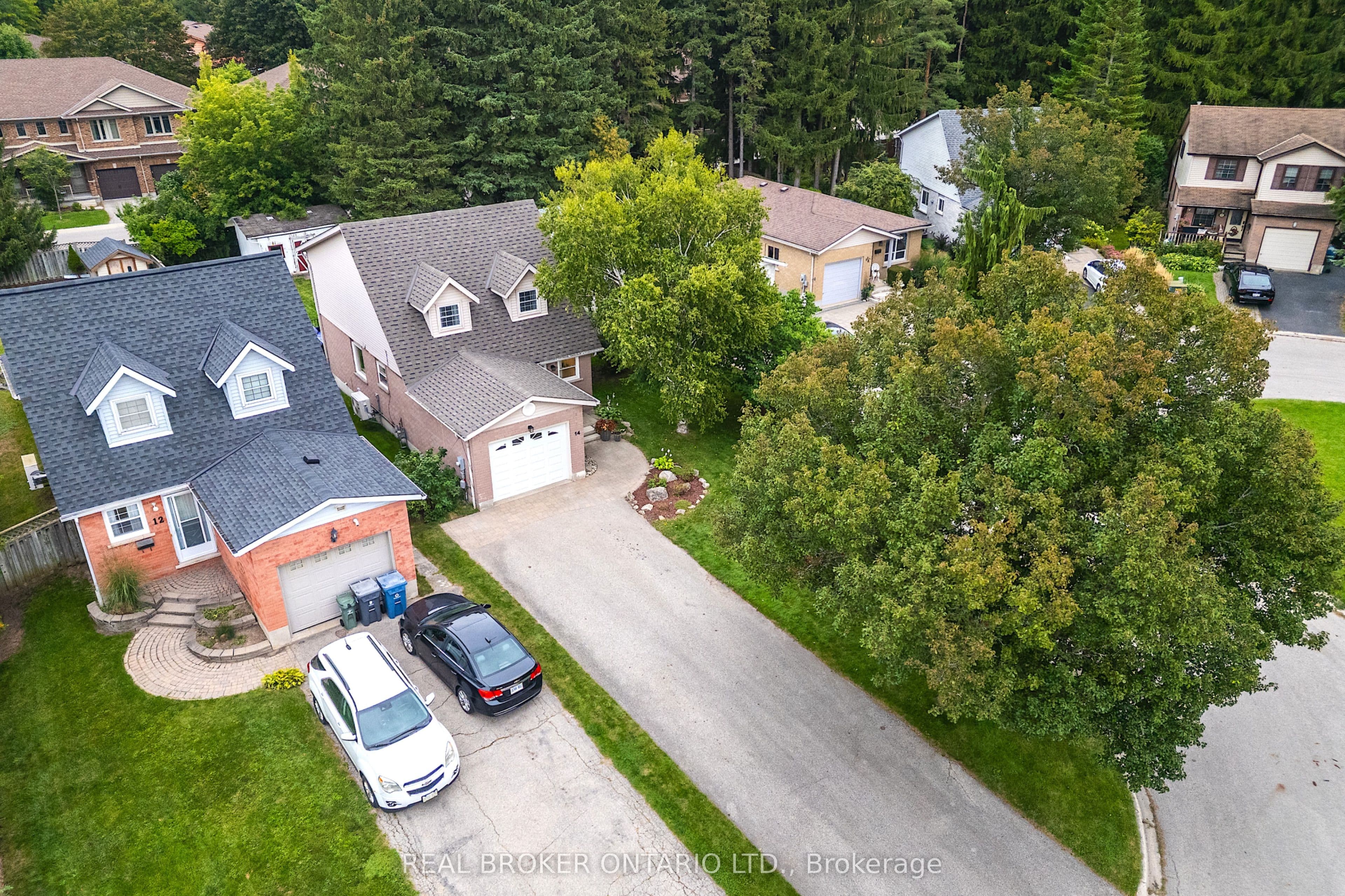 14 Pamela Place, Guelph, ON N1H 8E1