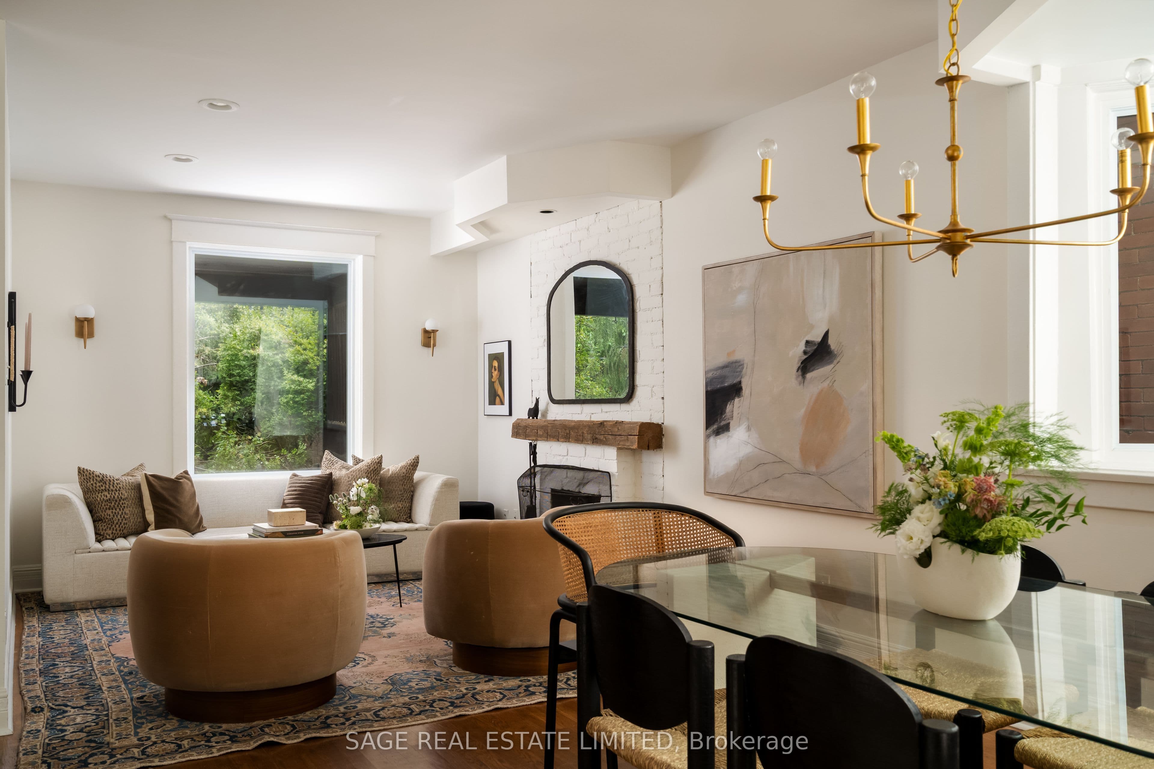 121 Glendale Avenue, Toronto, ON M6R 2T3
