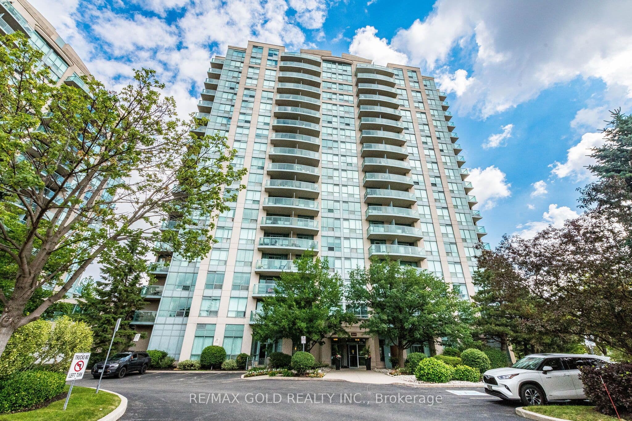 2545 Erin Centre Boulevard 701, Mississauga, ON L5M 6Z9